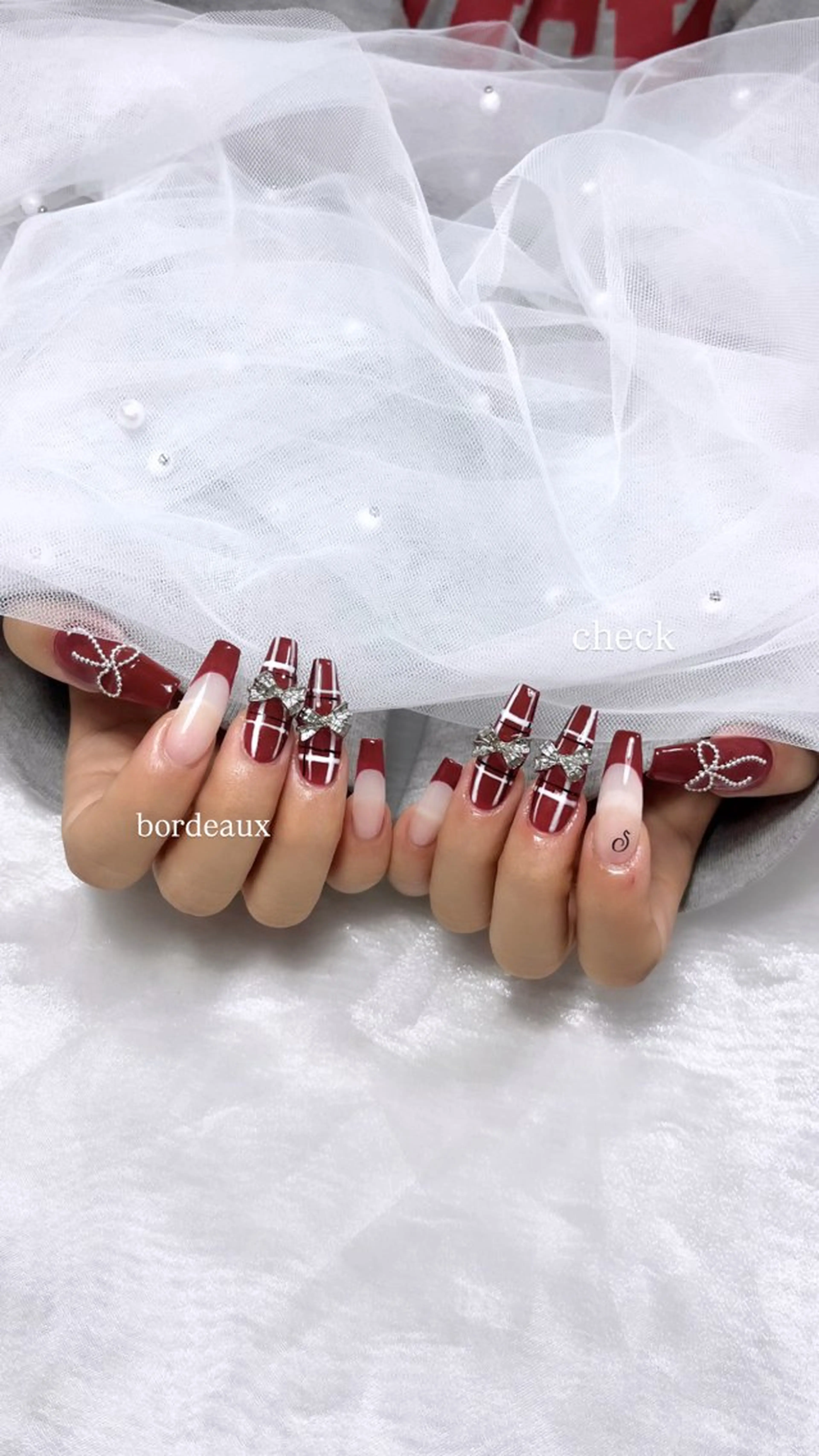 ネイル ハンドネイル akari🎀 京橋 ARRINEのネイルデザイン