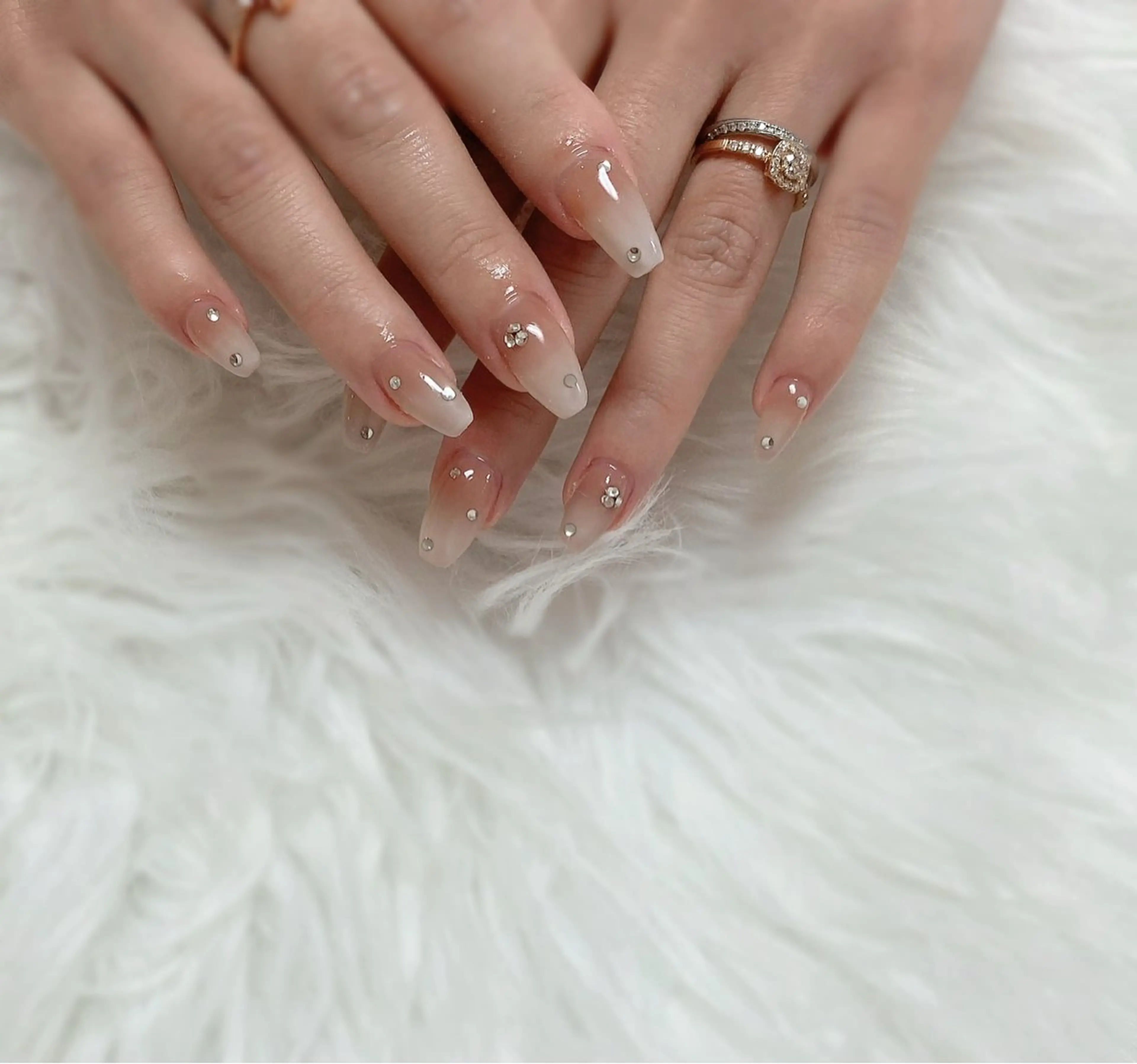 ネイル ハンドネイル ESPOIR Ｎのネイルデザイン