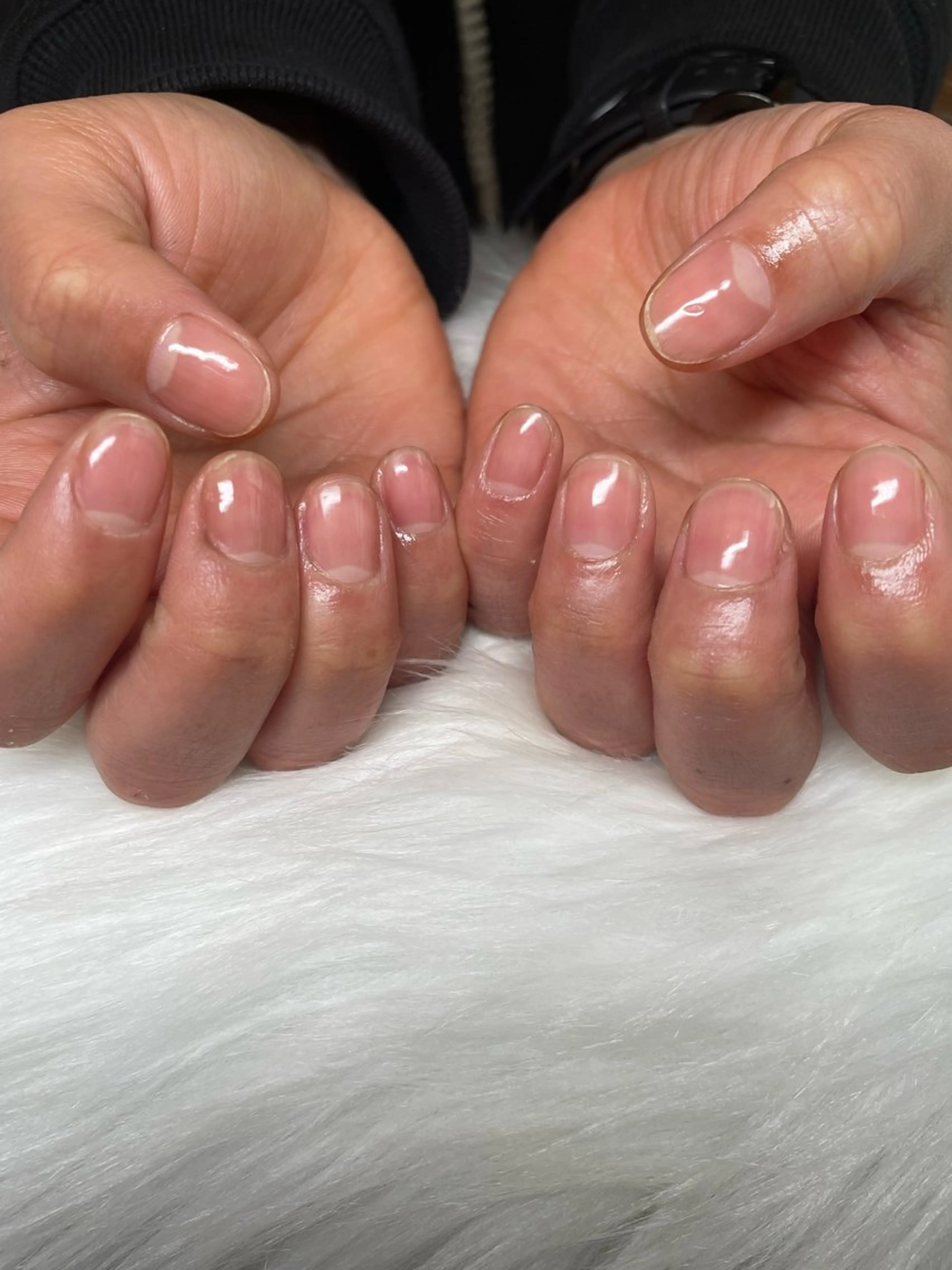 長さカット→形形成(ファイリング)→甘皮処理→表面の整え→仕上げ(オイル、ハンドクリーム)✨の写真