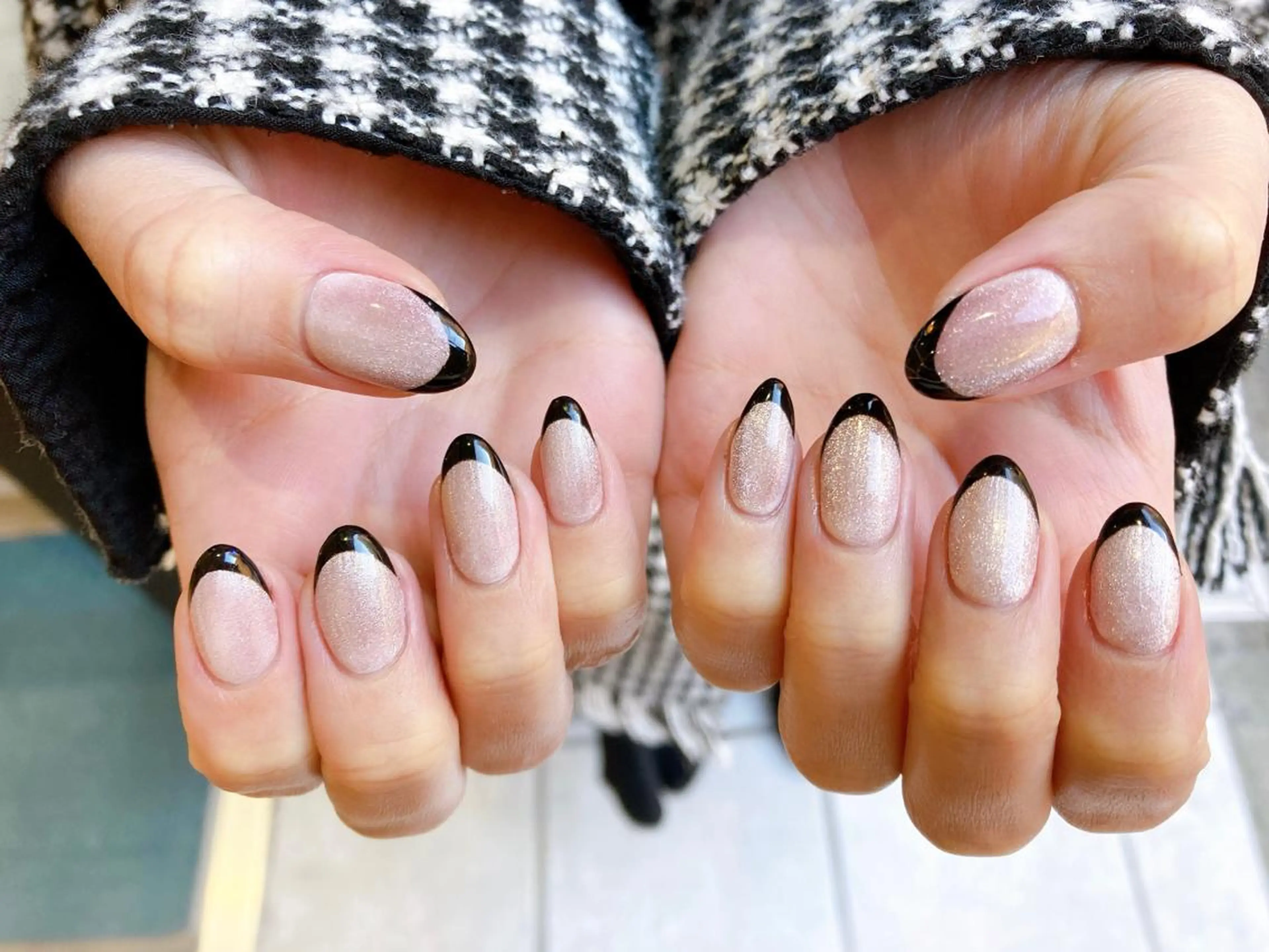 ネイル マグネットネイル Nest 平出のネイルデザイン