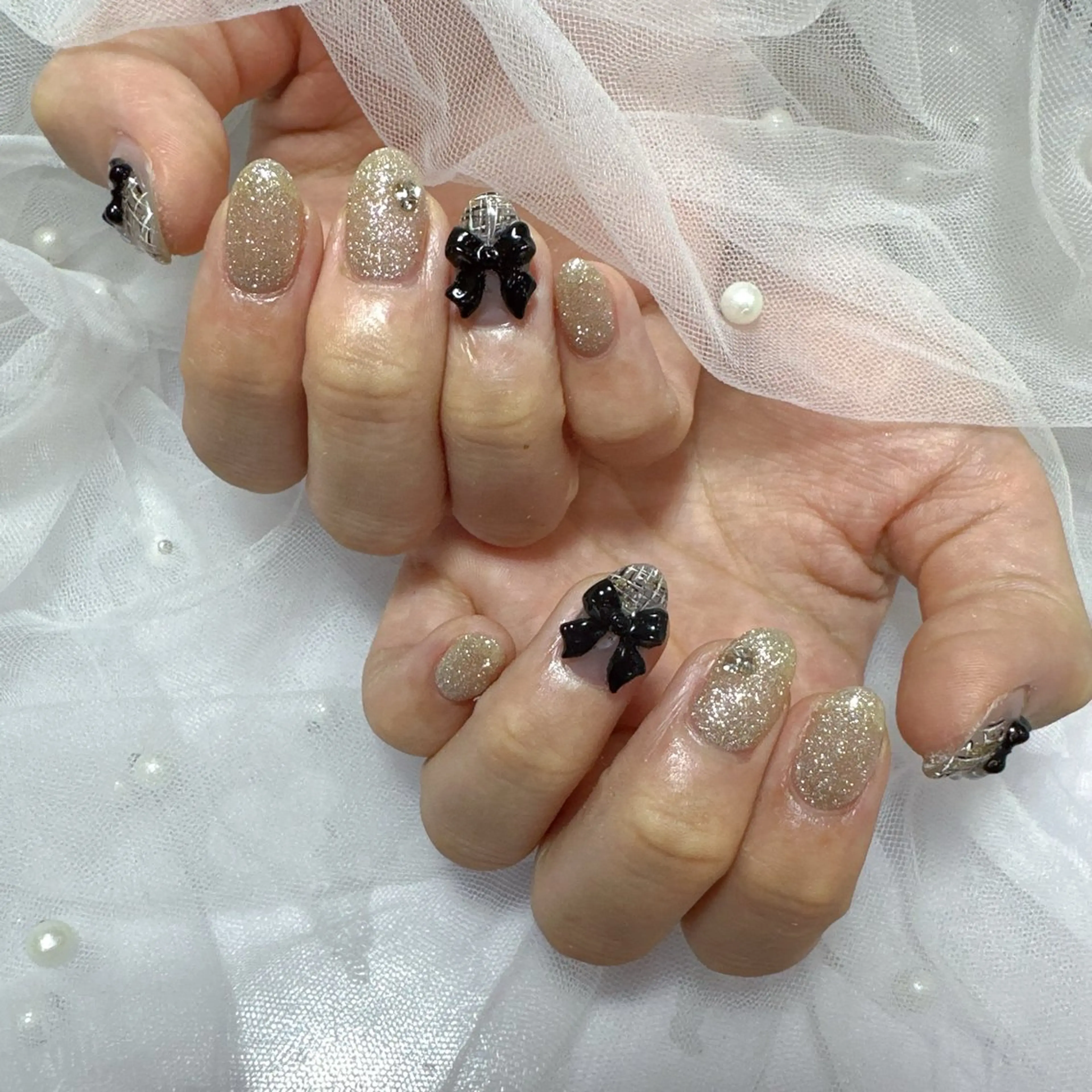 ネイル アートネイル フラッシュネイル フレンチネイル ジェルネイル ガラスフレンチ ハンドネイル You&Me Miyuのネイルデザイン