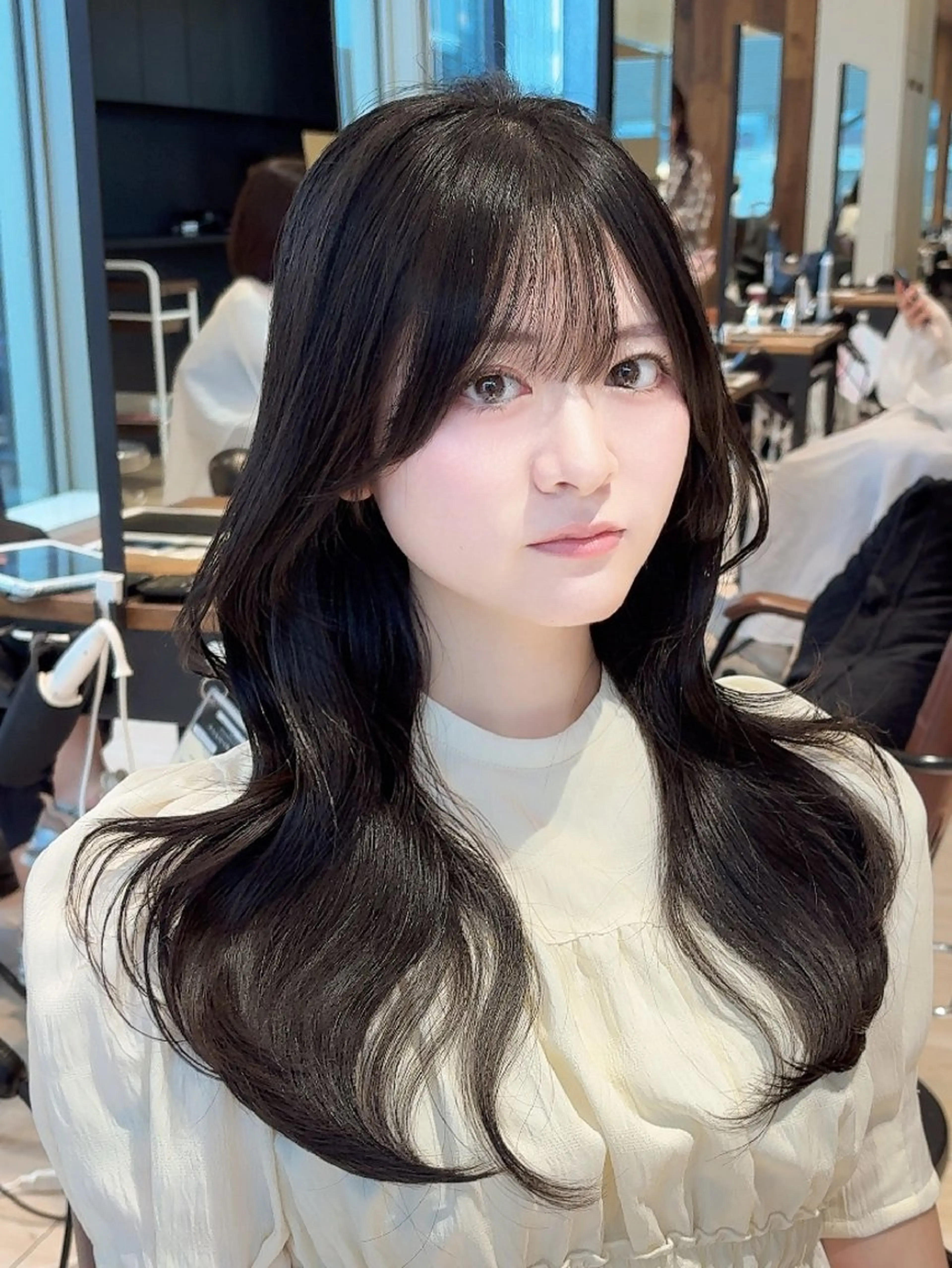 【🉐新規の方限定🦋】︎透明感カラー➕オリジナルトリートメント︎➕華奢見え顔周りカット❣️の写真