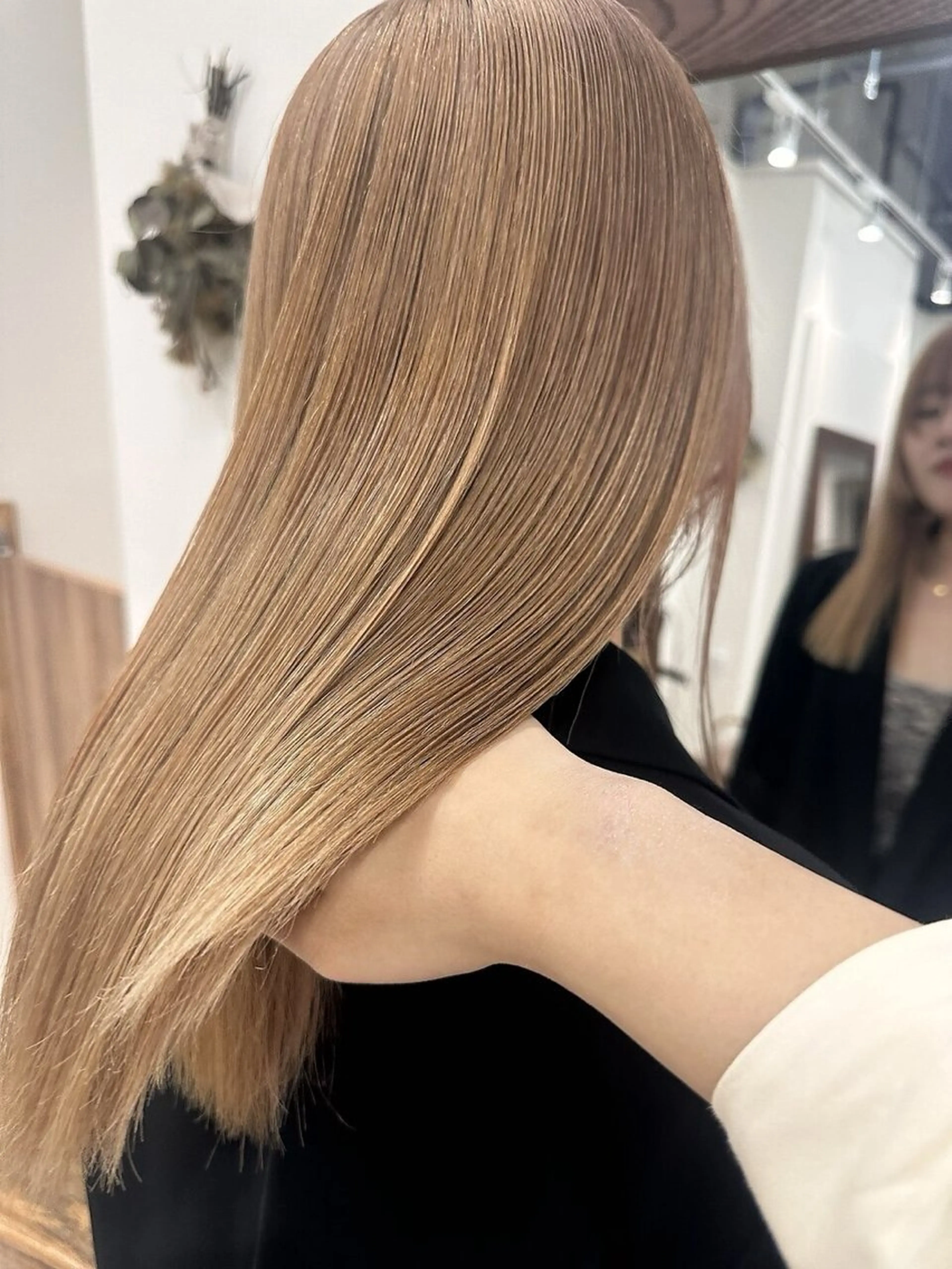 ロング カラー ベージュカラー ヘアカラー トリートメント Liru:smart salon/茅ヶ崎のヘアスタイル