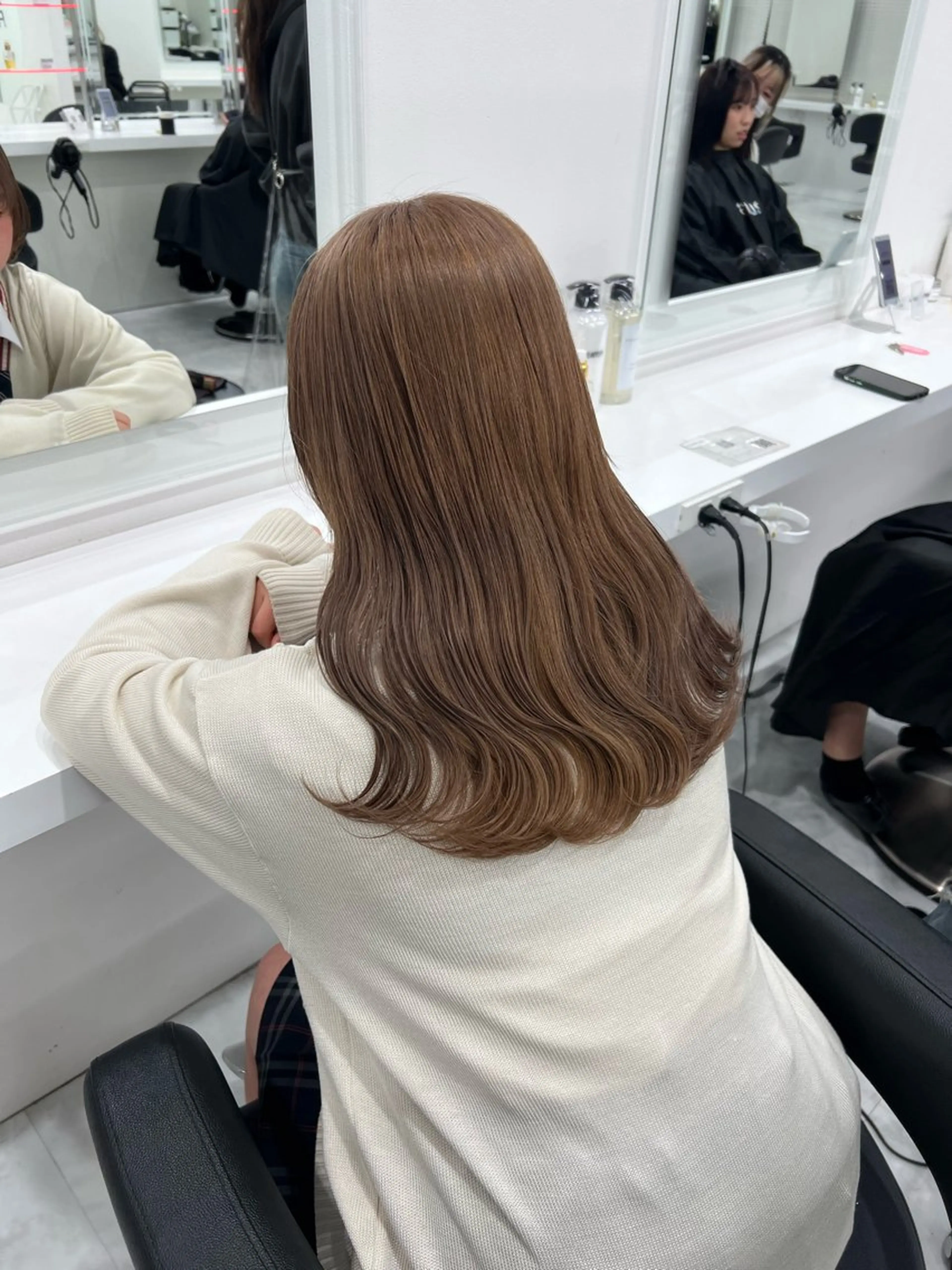 ロング カラー 透明感カラー🫧 レイヤーカットのヘアスタイル