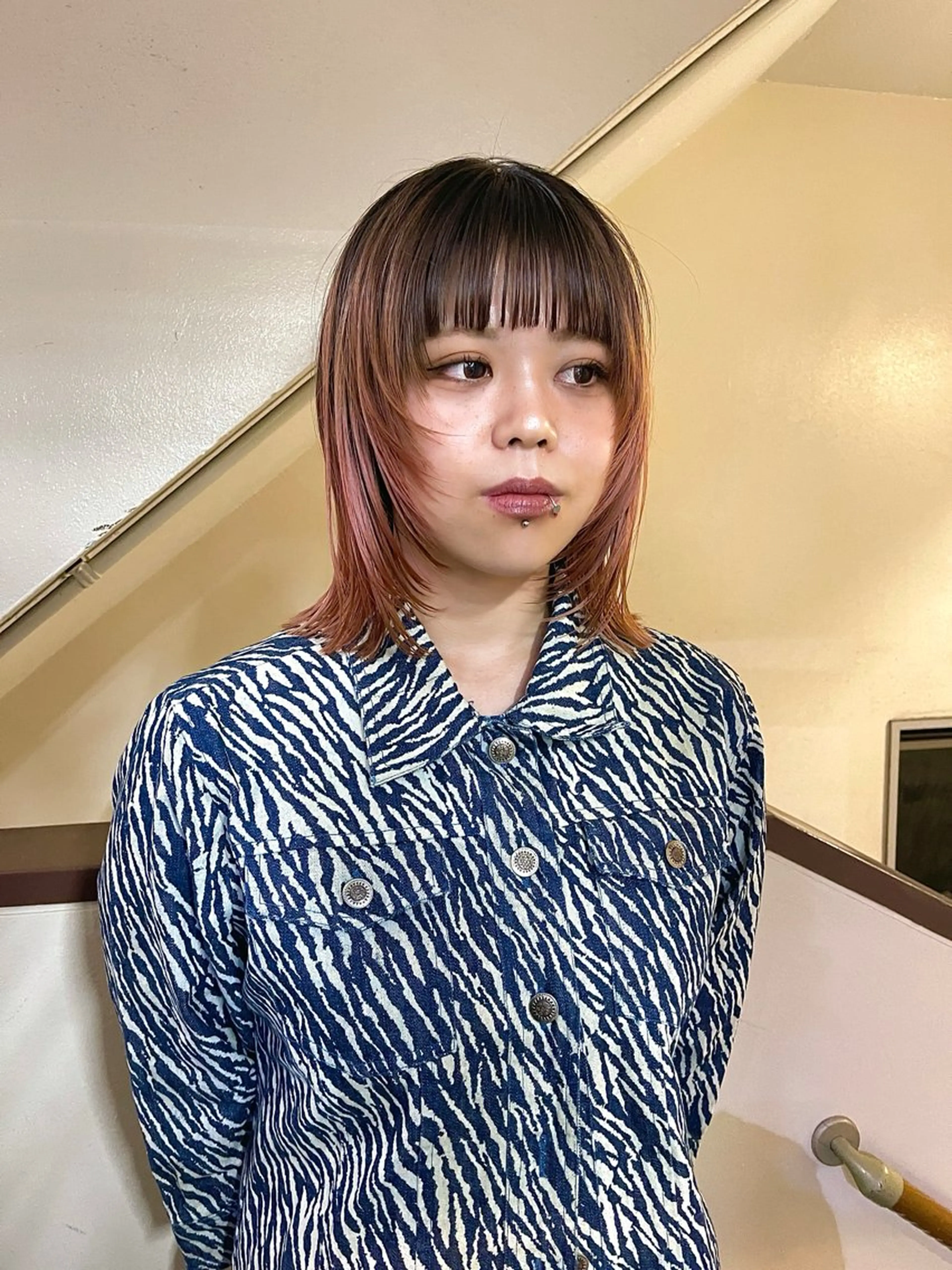 ミディアム カラー 安部佑哉/ハイトーン /レイヤー/ブリーチのヘアスタイル