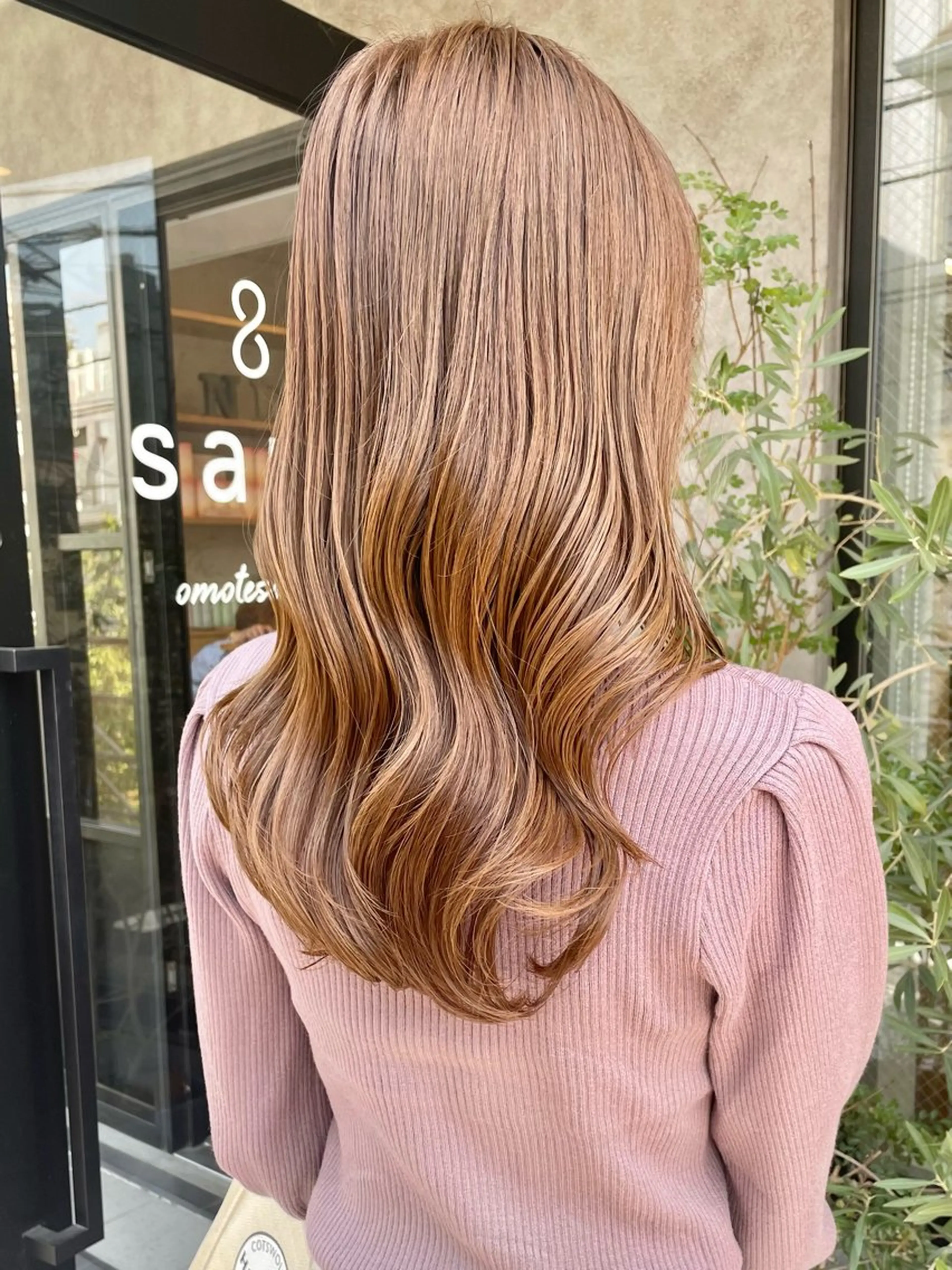 カラー さくら/表参道/ボブ /レイヤーのヘアスタイル