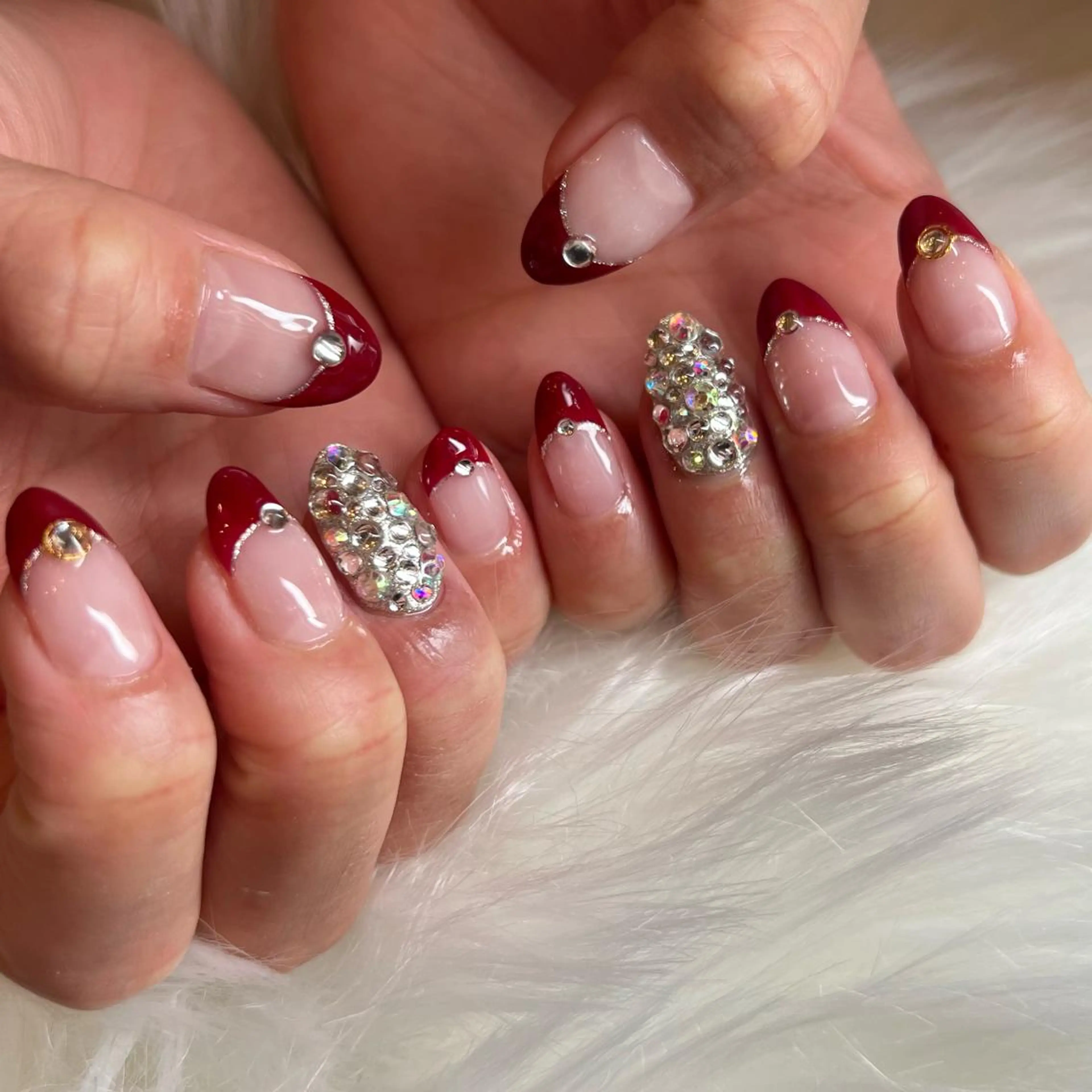 ネイル フレンチネイル 赤色 藤本 楓のネイルデザイン