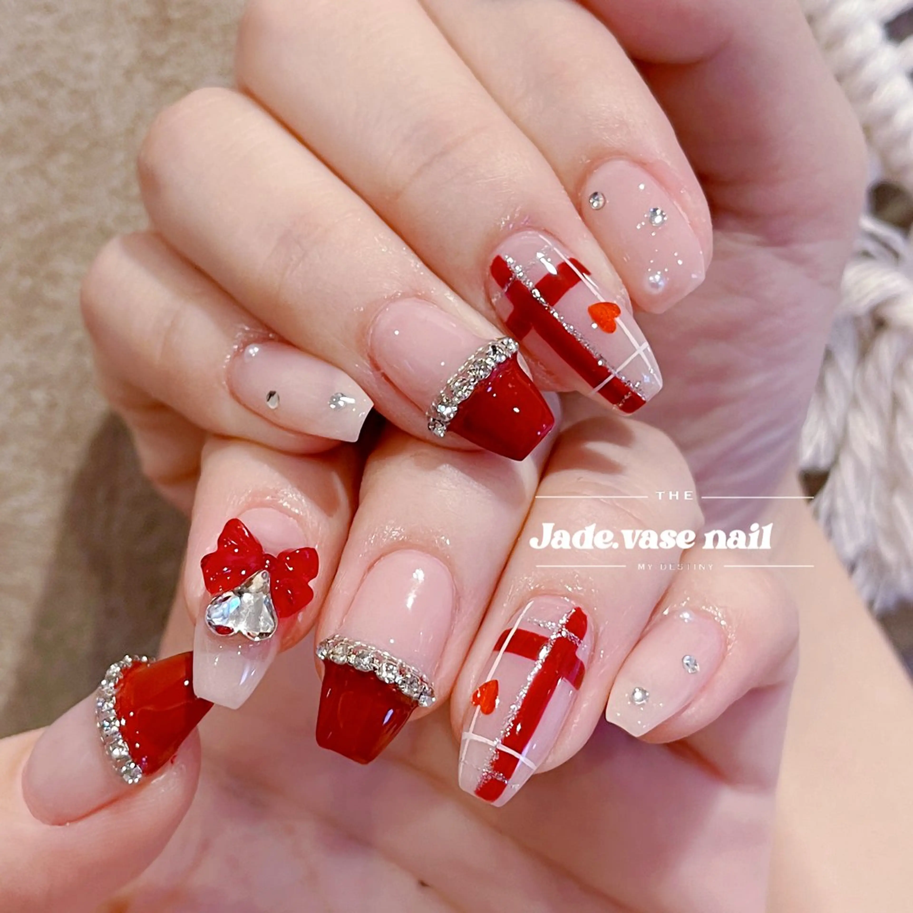 ネイル ハンドネイル ハンドケア ✰Jade.vase 银座のネイルデザイン