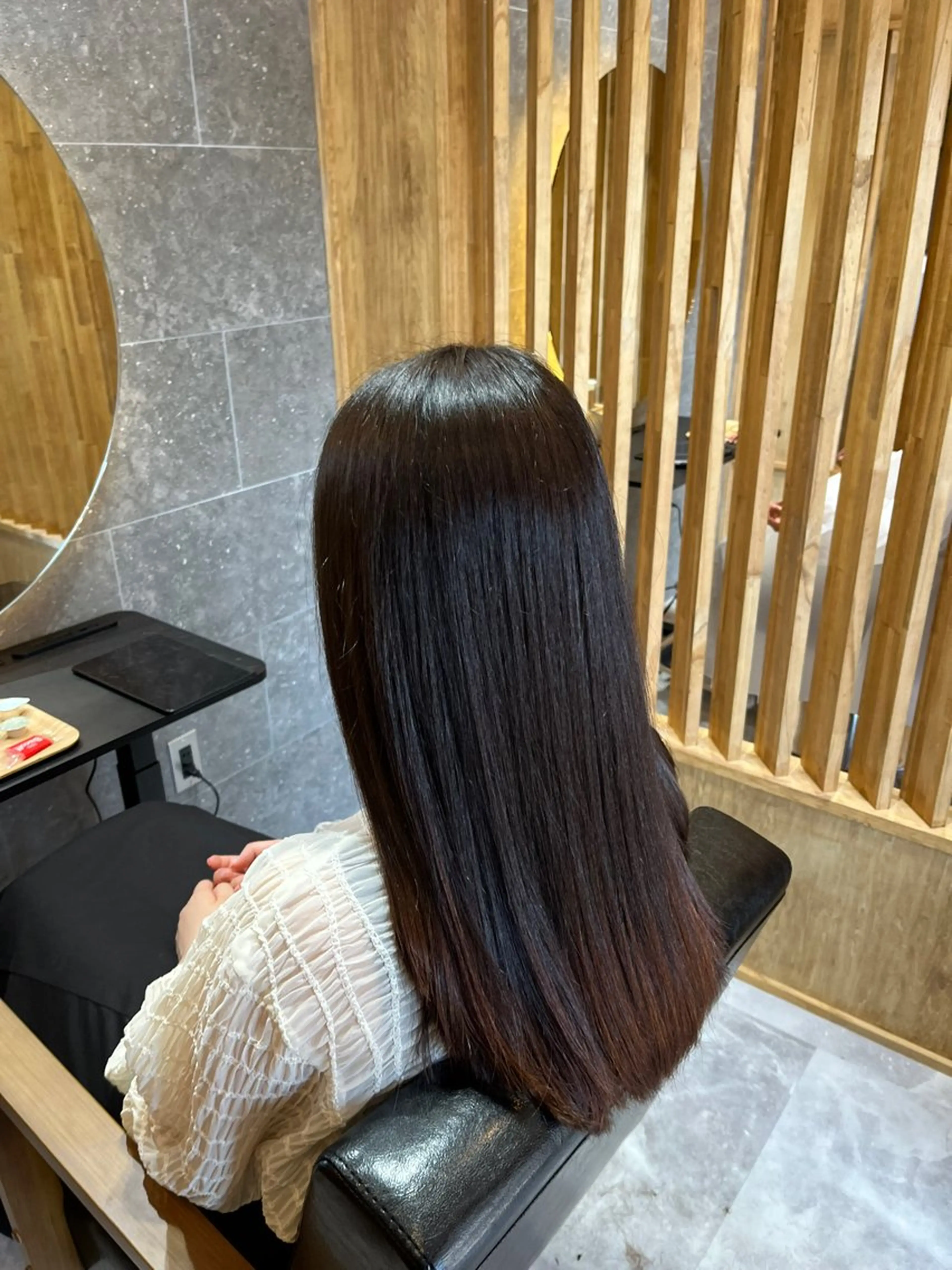 ロング 西田 優作のヘアスタイル