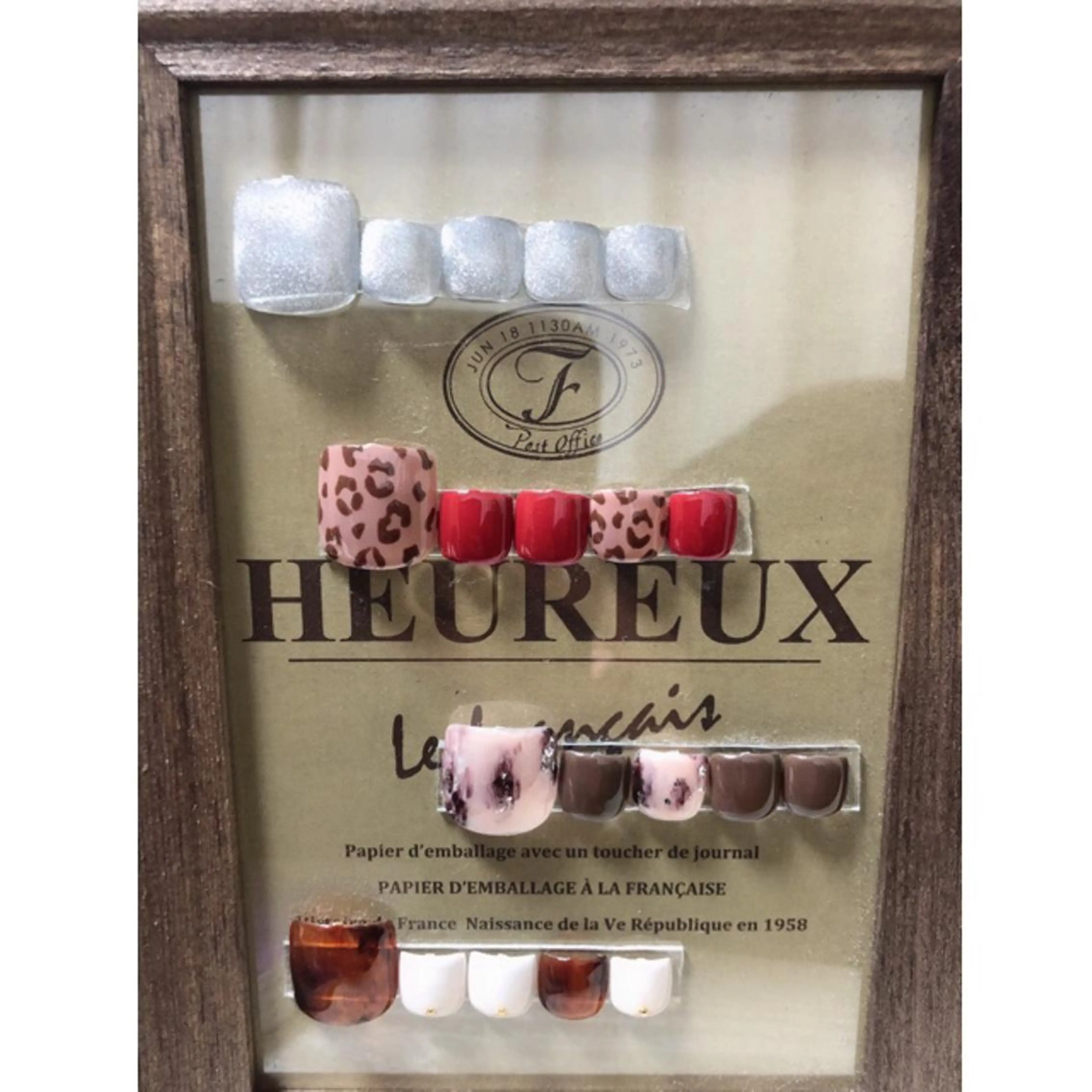 ネイル フットネイル Lavish nailのネイルデザイン