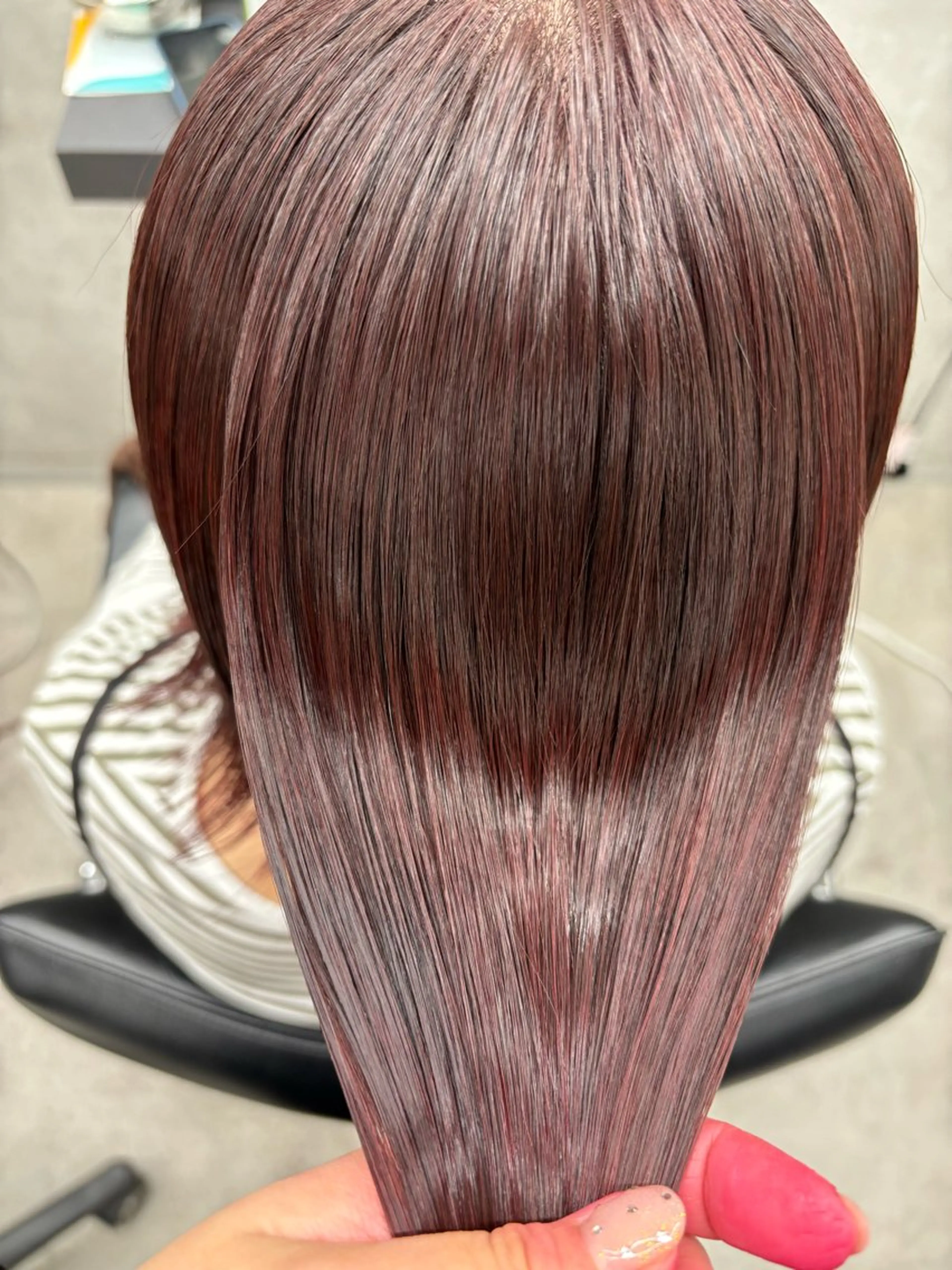 ミディアム カラー ブリーチ ブリーチなしカラー ヘアカラー トリートメント すぐ巻ける縮毛矯正 🍀勝倉　麗のヘアスタイル