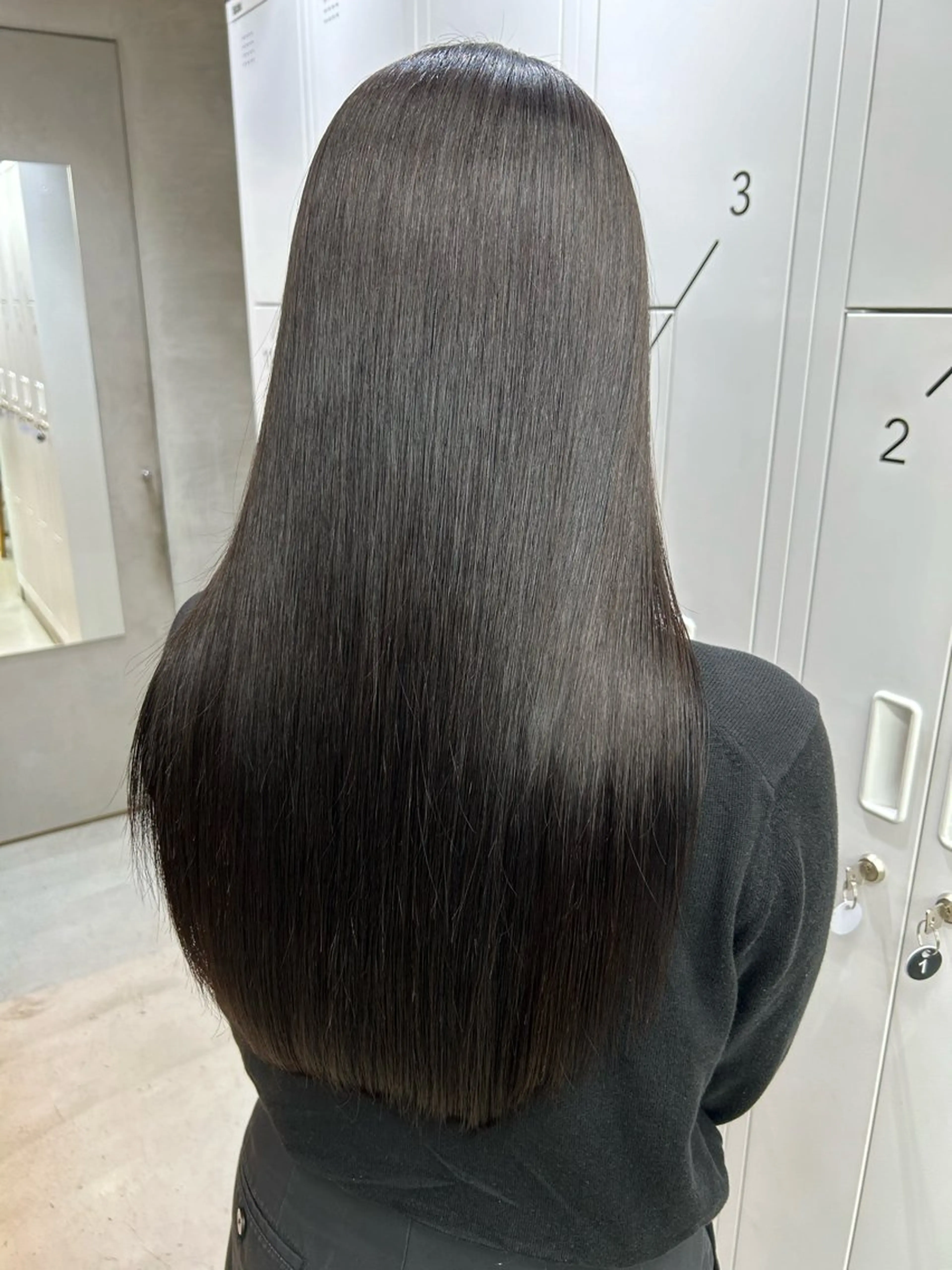 ミディアム カラー パーマ 似合わせカット✂︎ りょお🫧のヘアスタイル