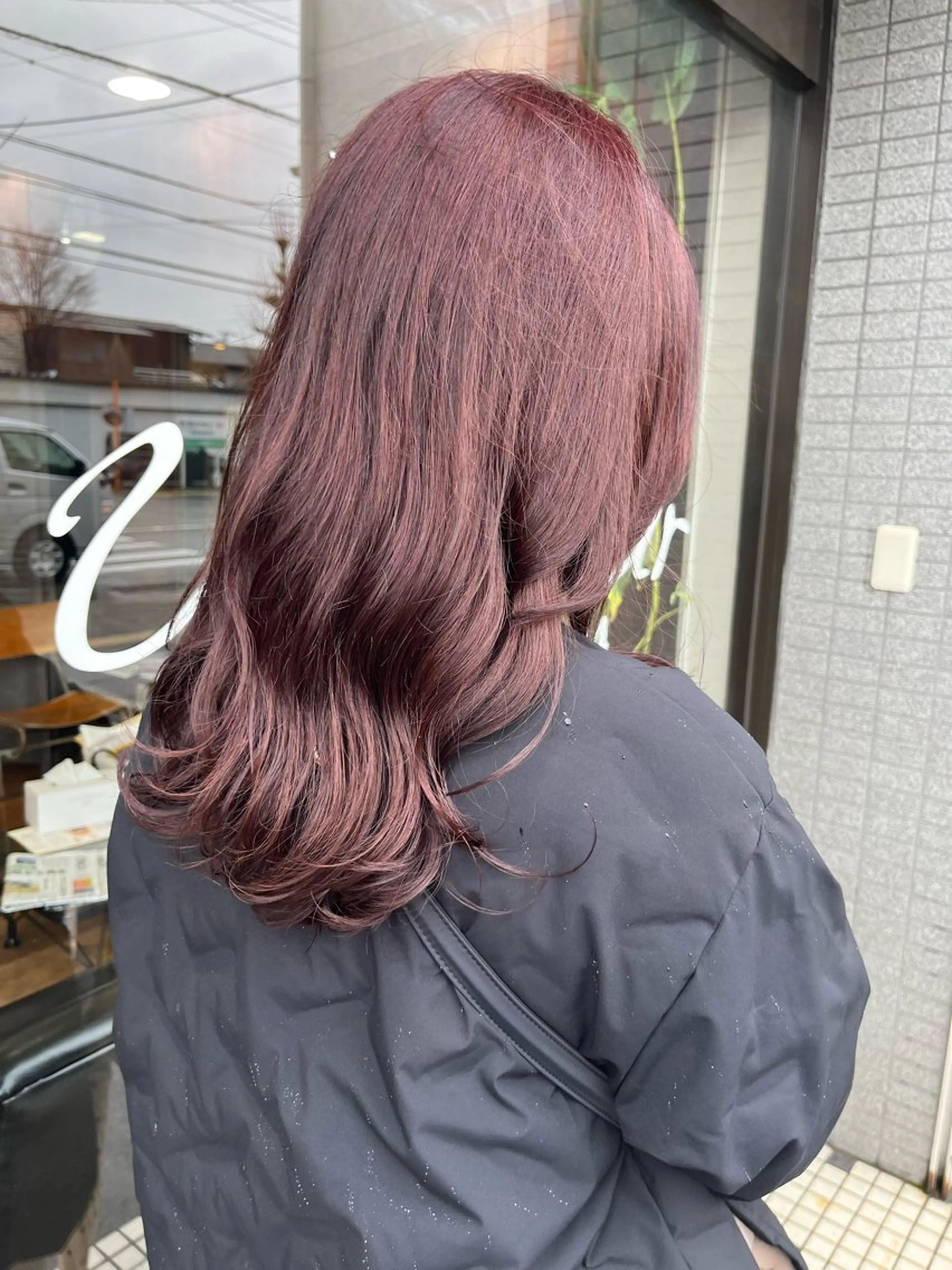 ミディアム 立野 希沙のヘアスタイル