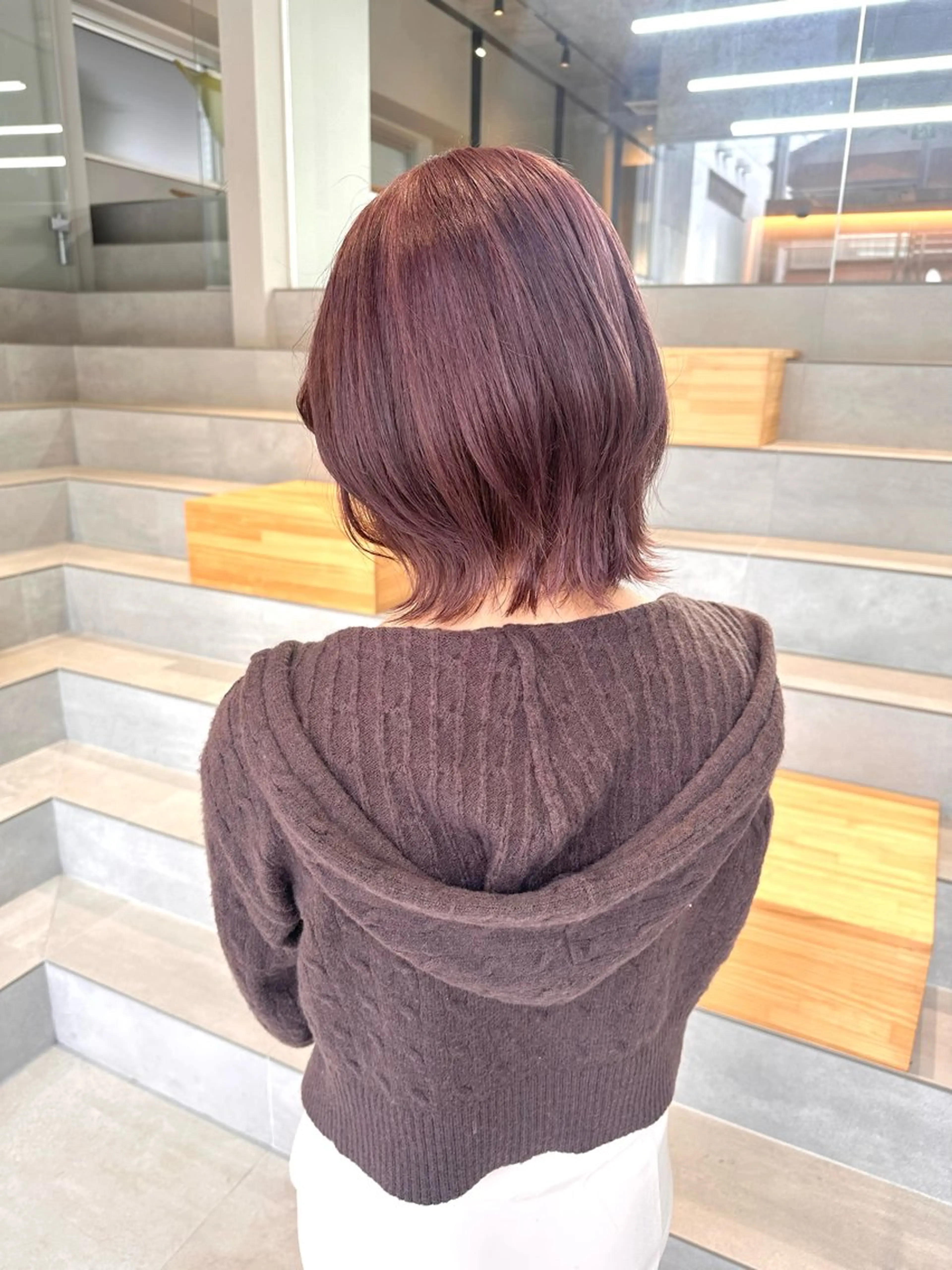 ミディアム カラー ラベンダーカラー ピンクカラー ピンクラベンダー 染谷 遥花のヘアスタイル