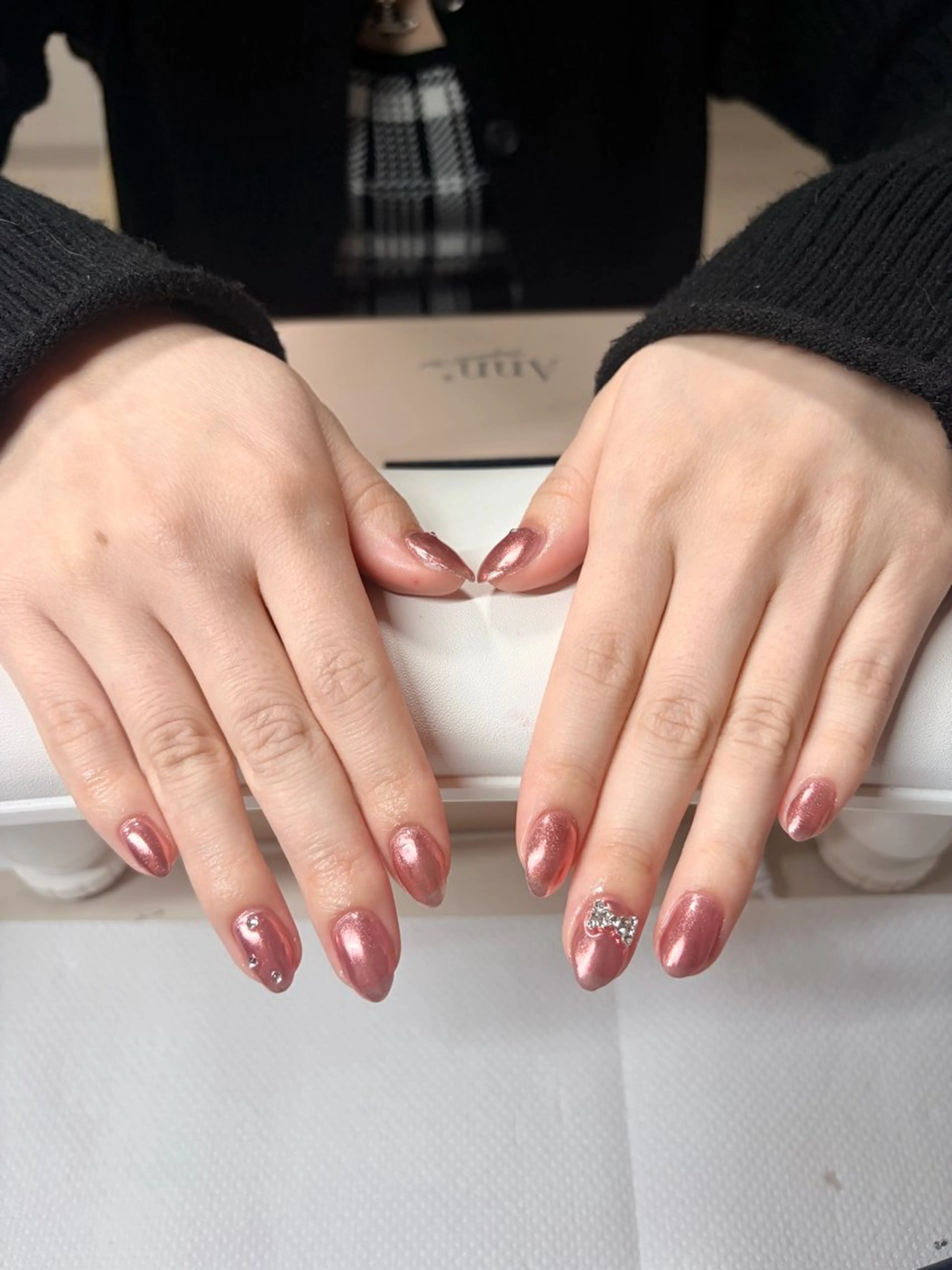 ネイル ミラーネイル yuko 〜be 高槻店💅のネイルデザイン