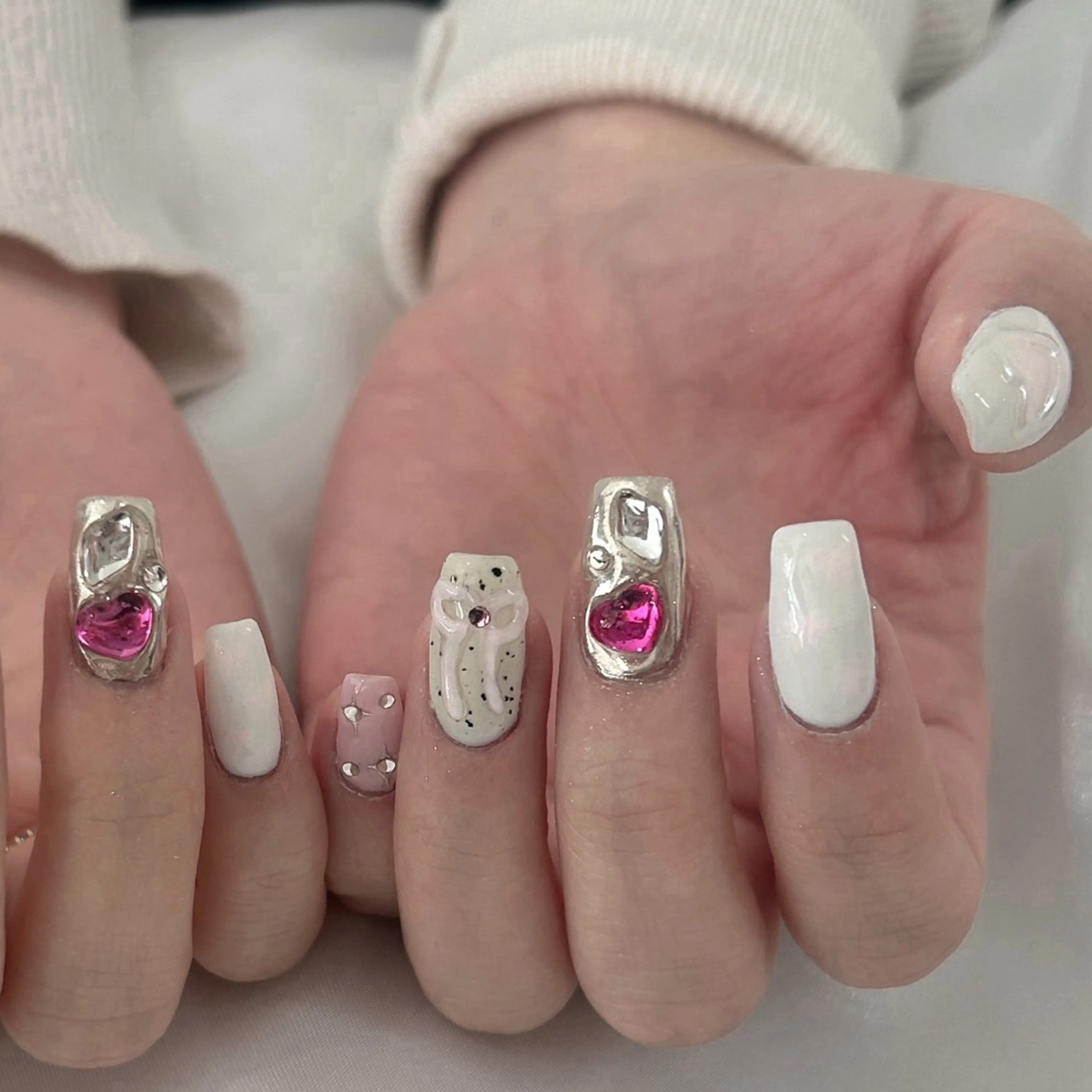 ネイル MODA MANAMIᵕ̈のネイルデザイン