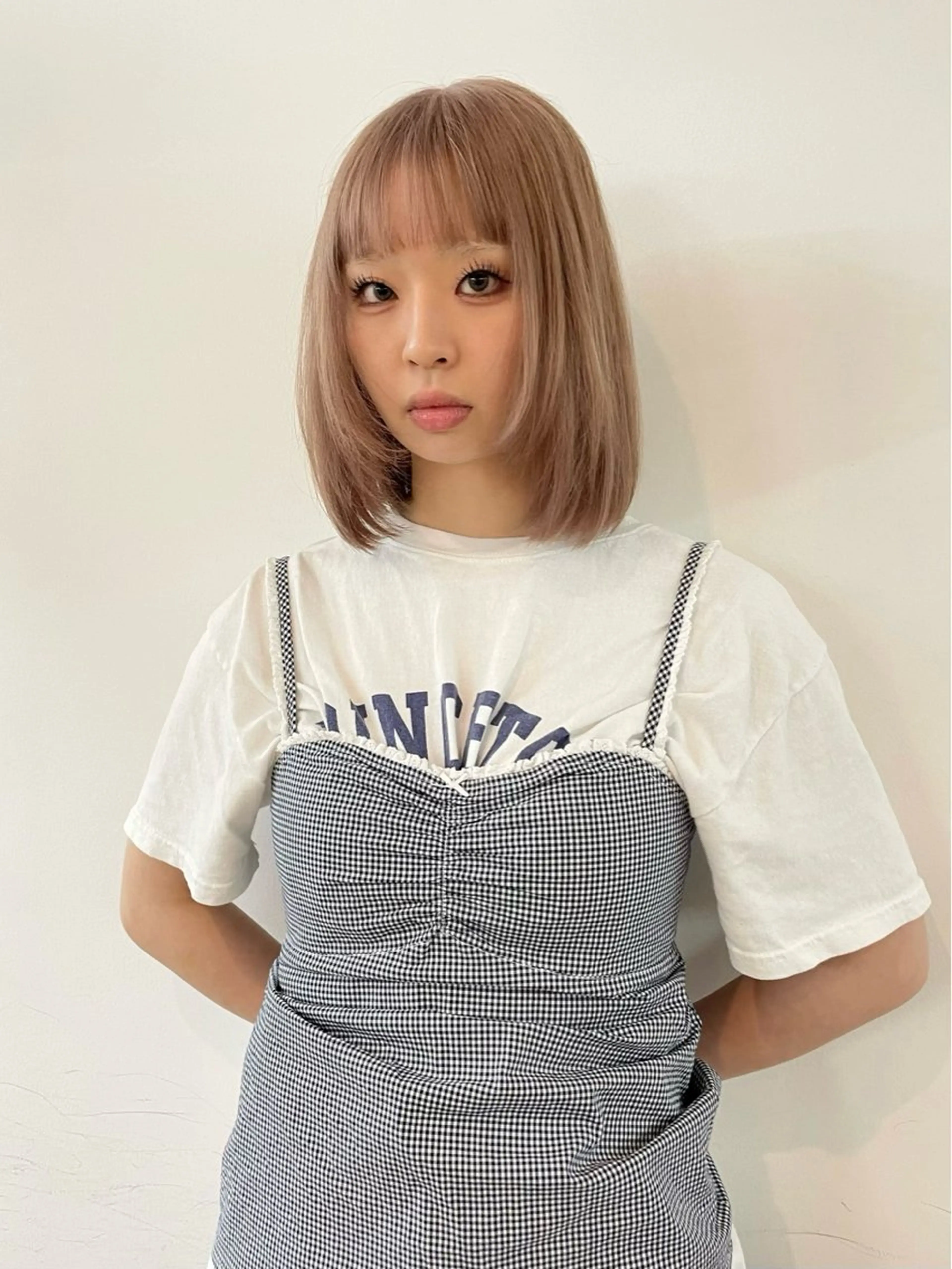 カラー ベージュカラー ハイトーンカラー ハイトーンベージュ ハイトーン/レイヤー 🌸さくらのヘアスタイル