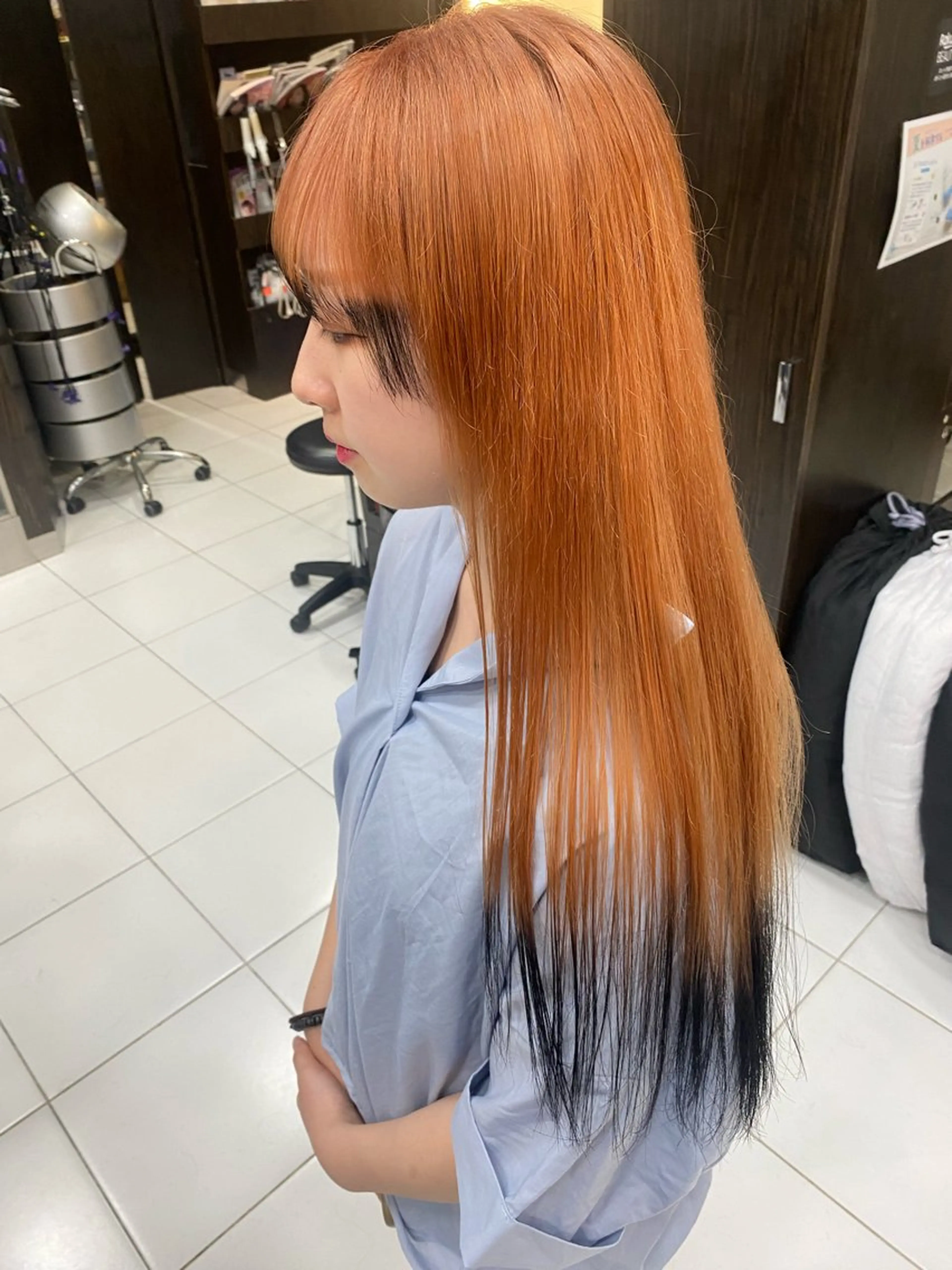 ロング カラー オレンジ ヘアカラー トリートメント ホワイト系はお任せ /ブリーチ/店長岩崎のヘアスタイル