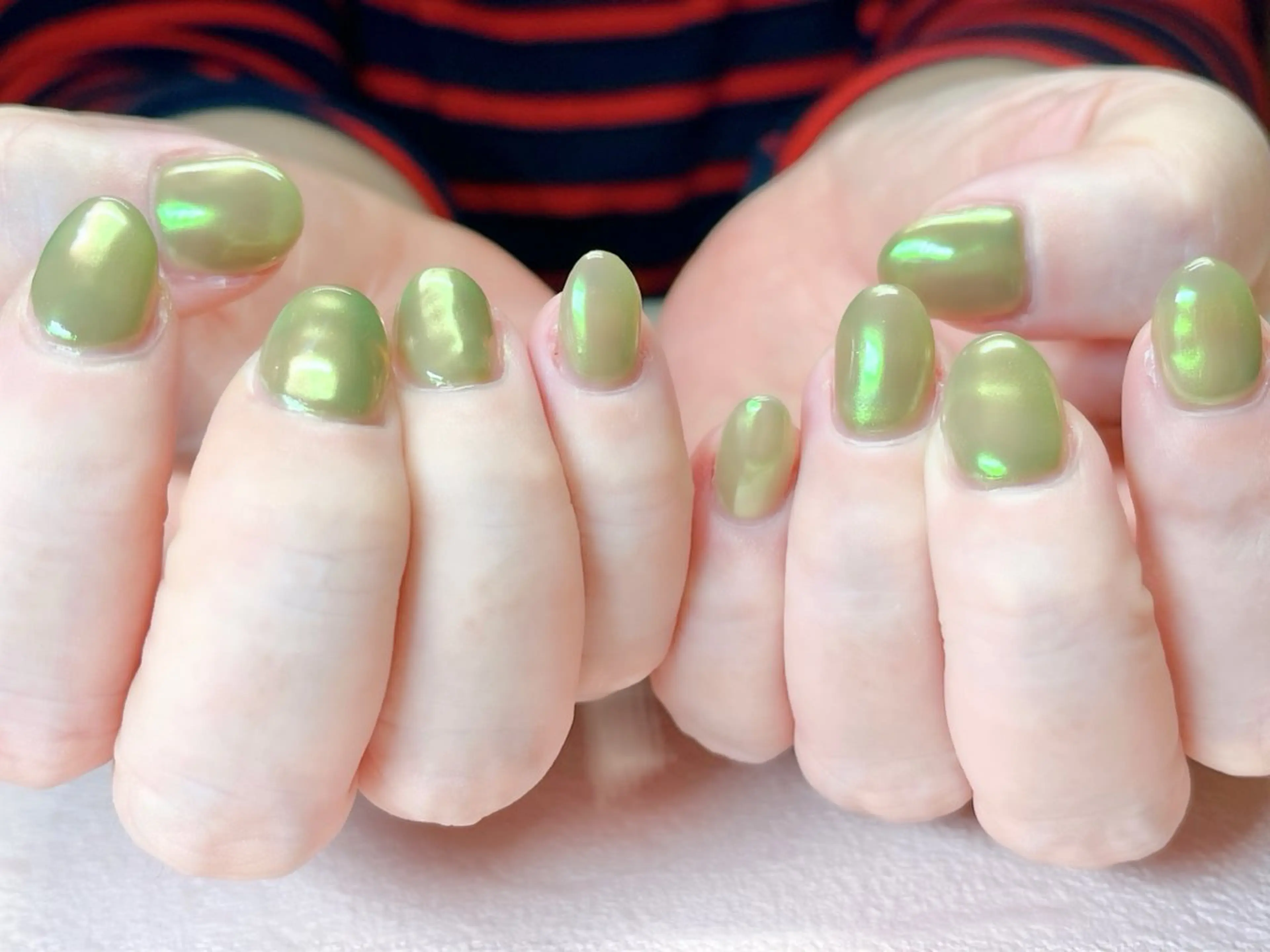 ネイル 長さ出し ジェルネイル グリーン ミラーネイル ワンカラーネイル ハンドネイル T&A nailのネイルデザイン