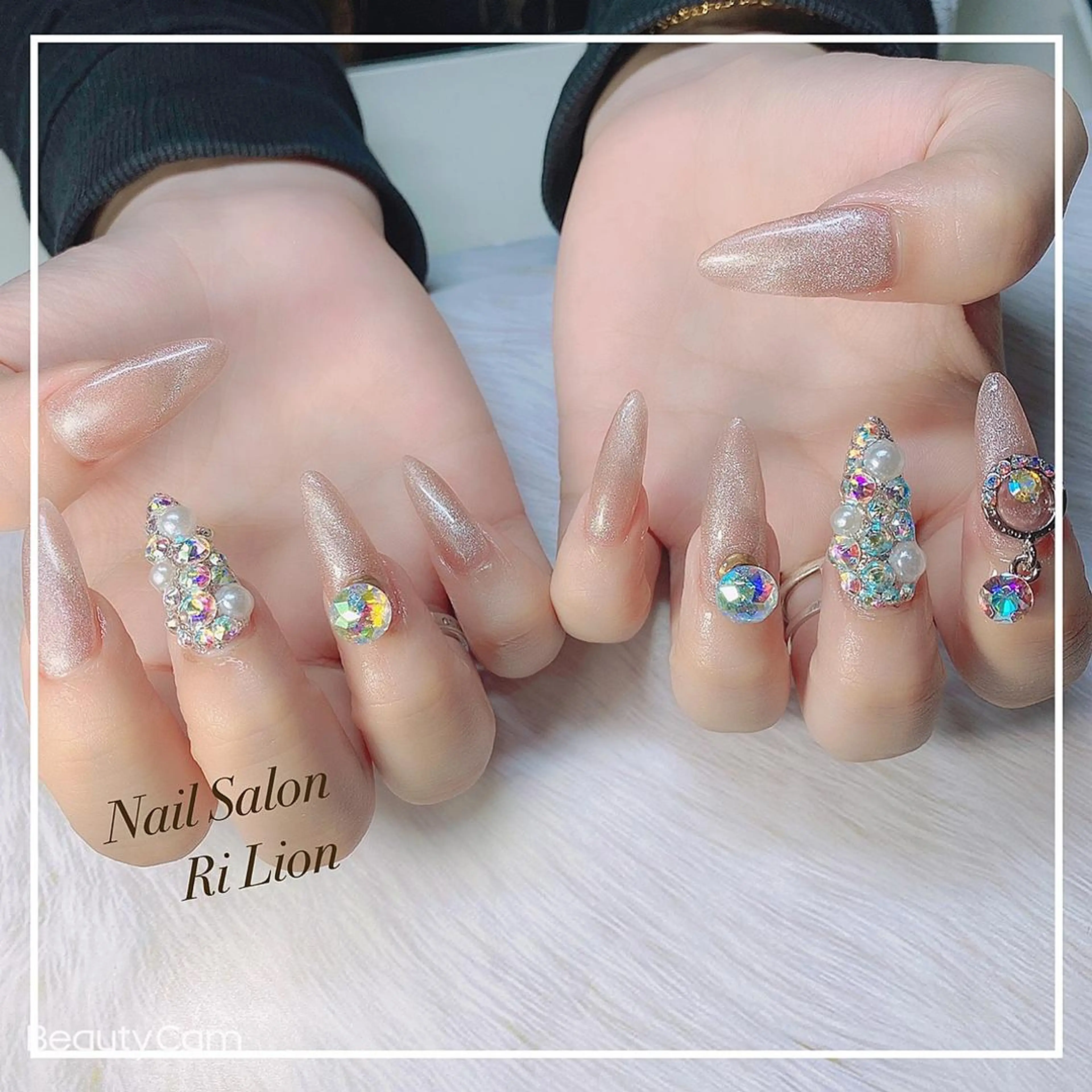 ネイル スカルプネイル ハンドネイル RiLion💗 Risa🦋💜のネイルデザイン