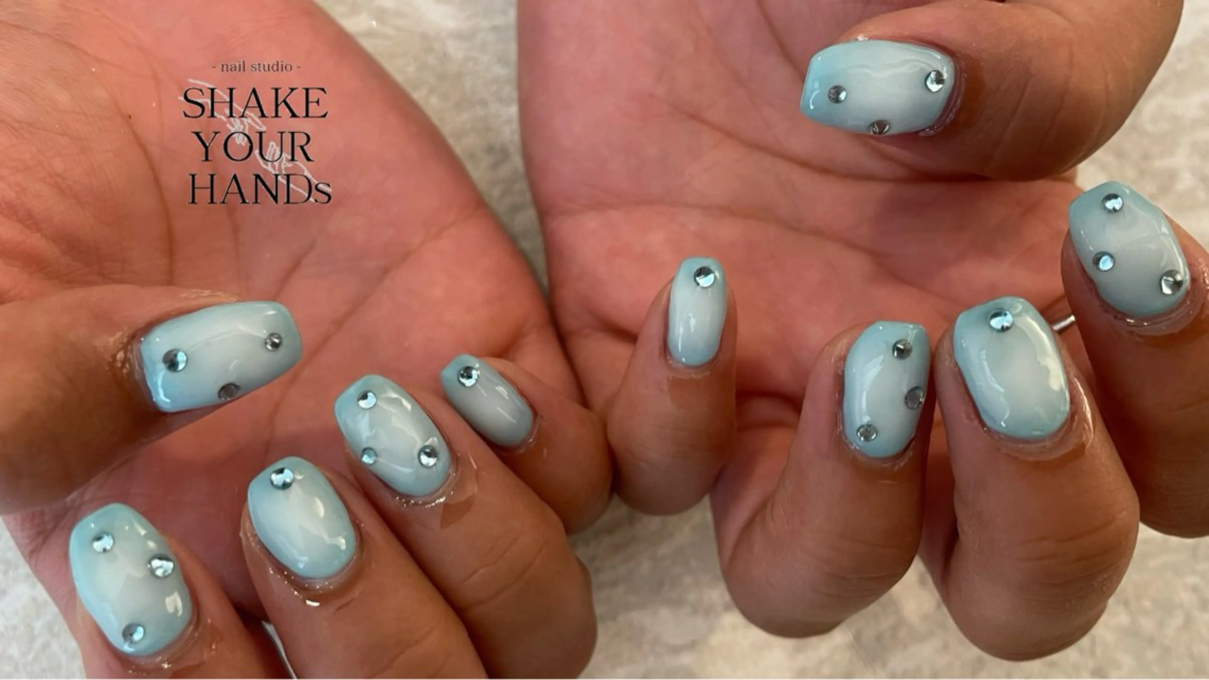 ネイル ネイルスタジオ シェイクユアハンズのネイルデザイン