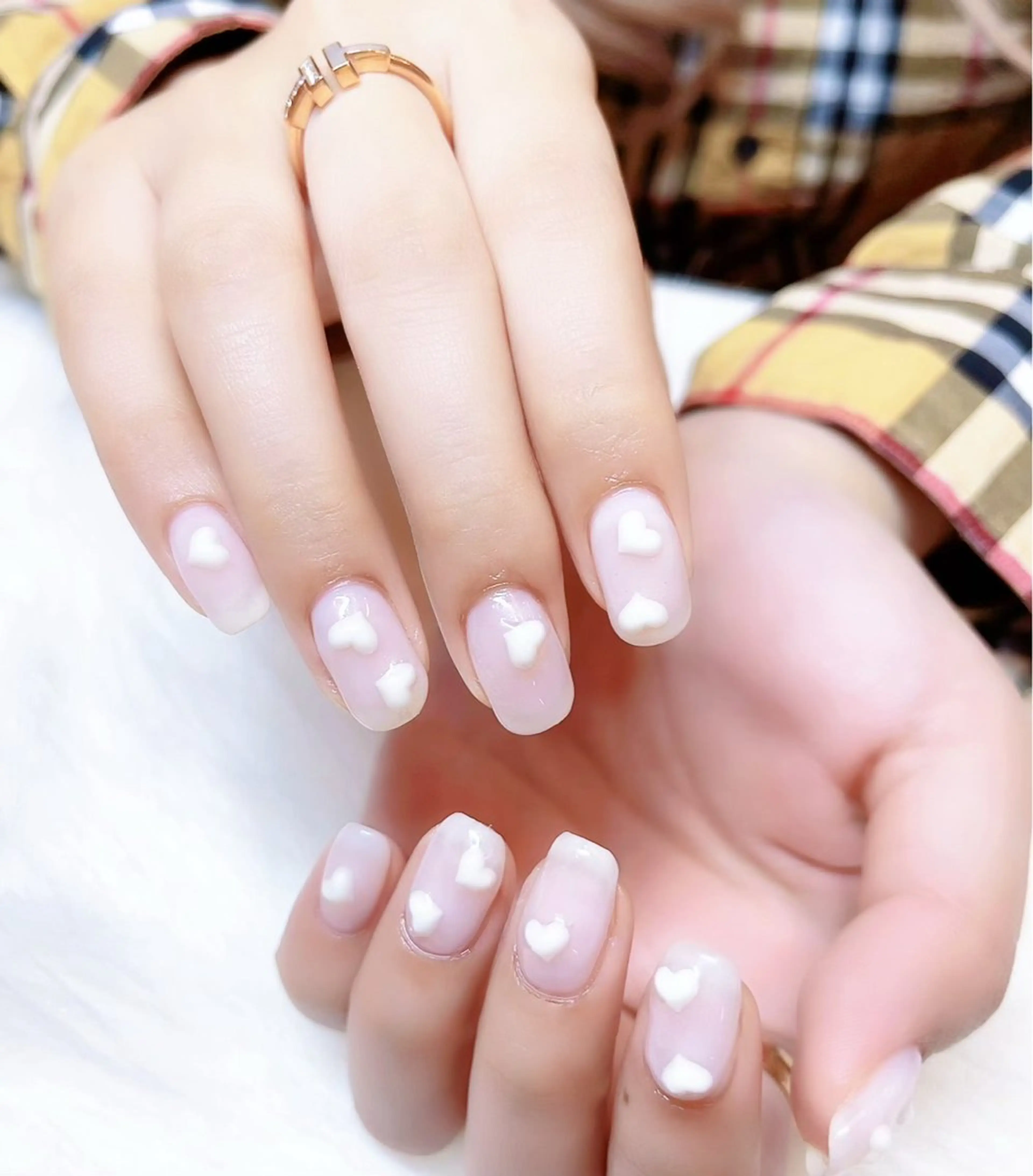 ネイル ハンドネイル MoonNail ユリ🌸のネイルデザイン