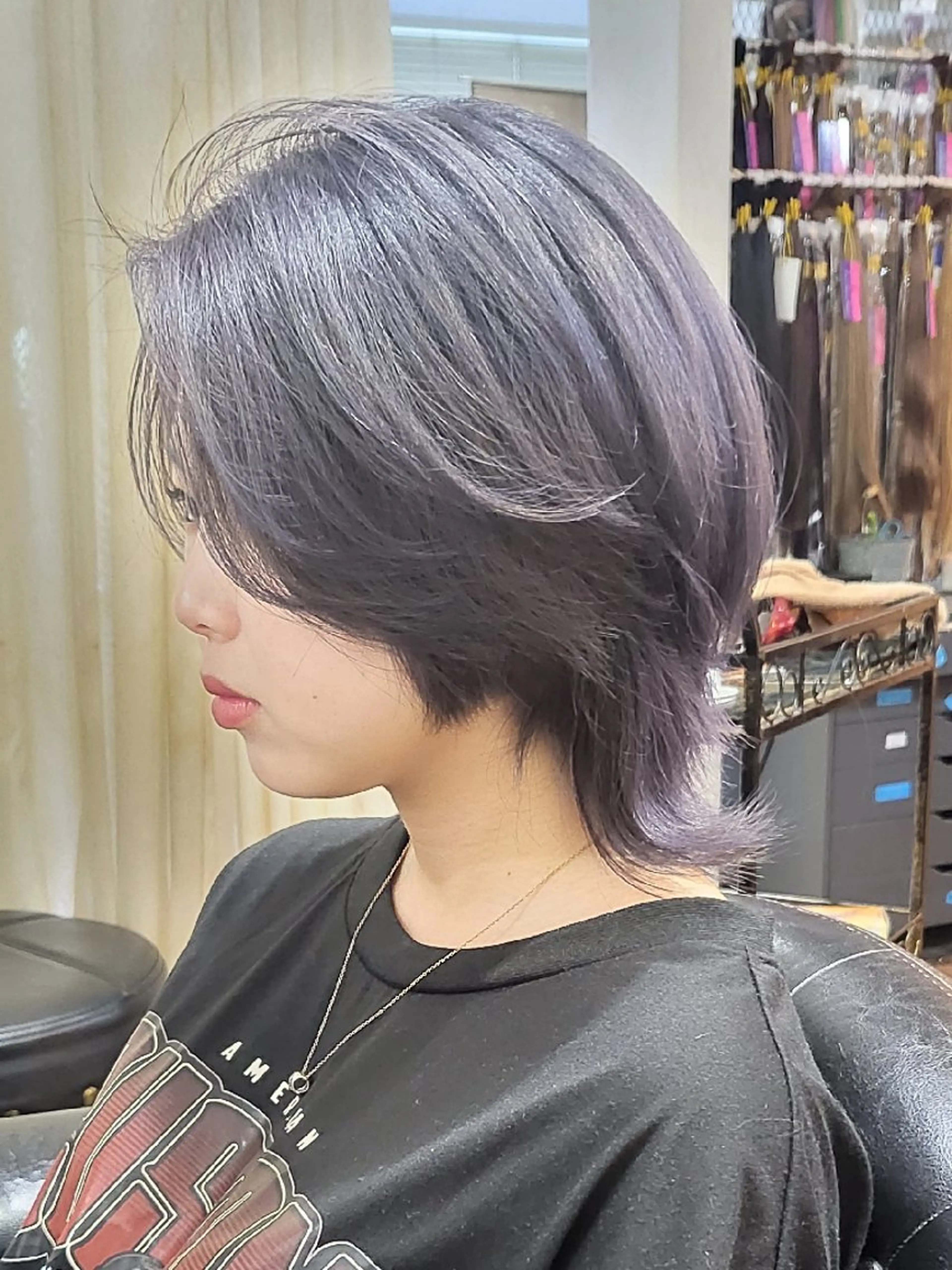 ミディアム カラー fand AKANE のヘアスタイル