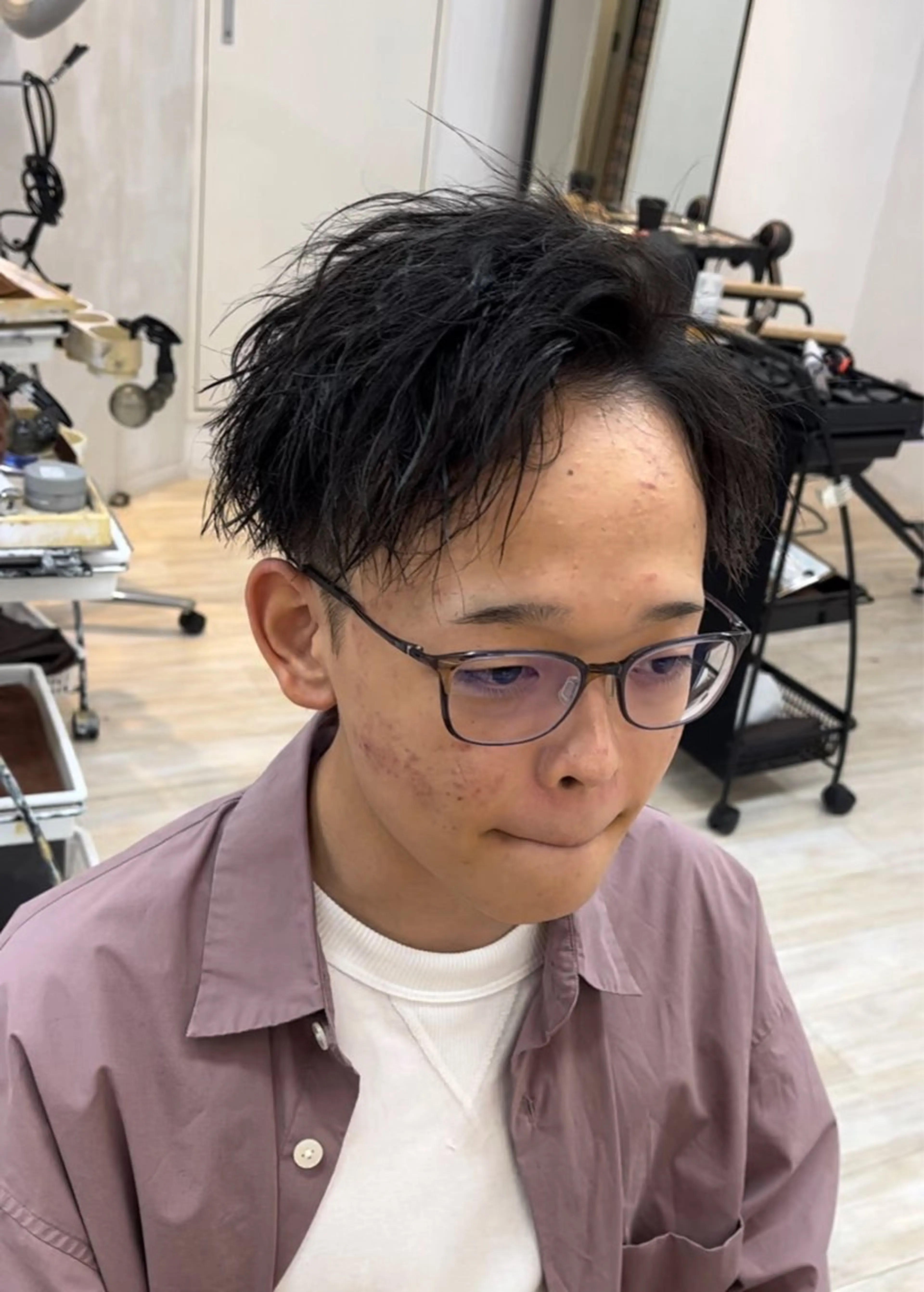 ショート メンズ アップバング ショートヘア 嵯峨 大地／パーマ／ ハード系／特殊系のヘアスタイル