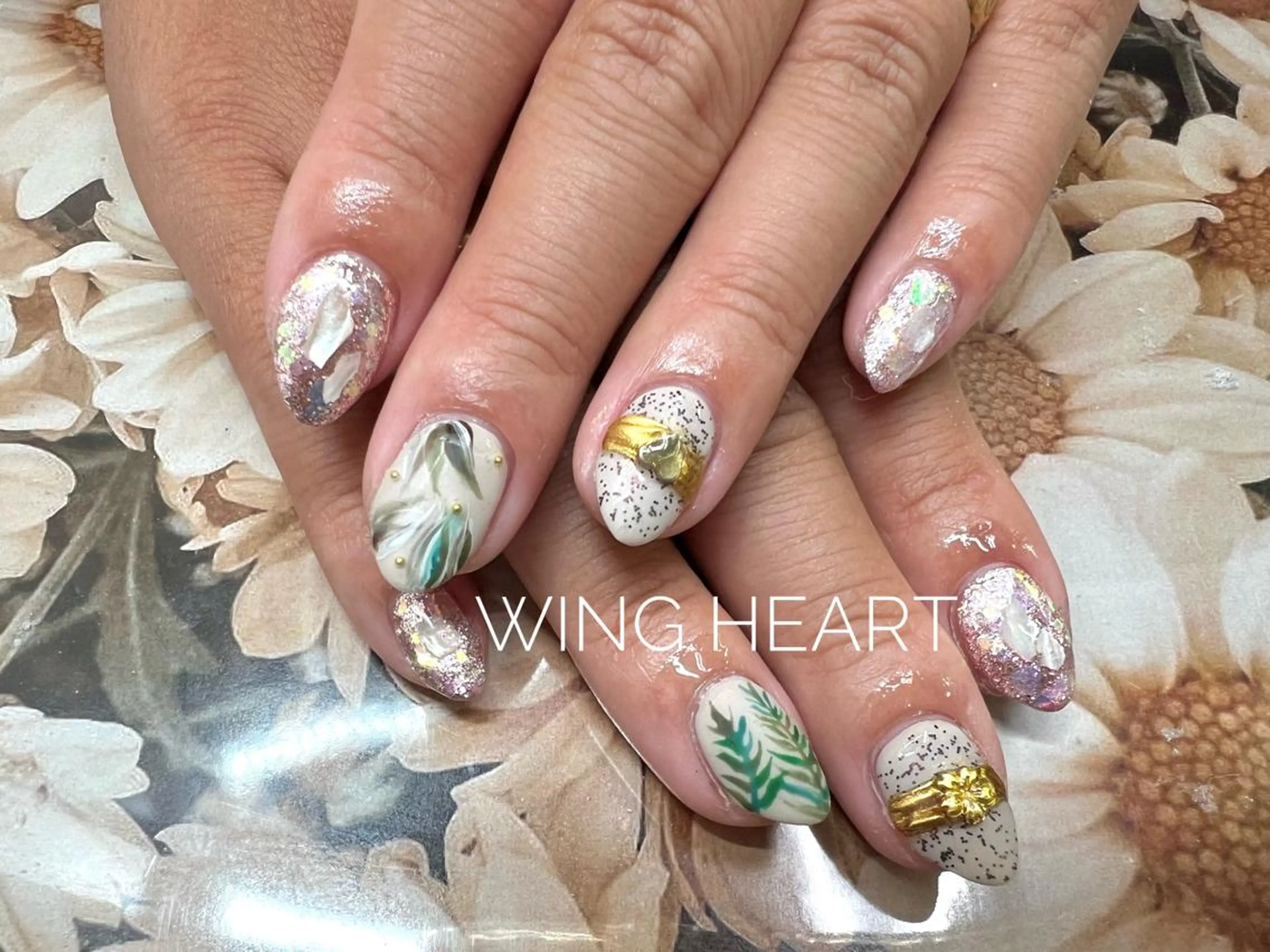 ネイル I. AYUMIのネイルデザイン