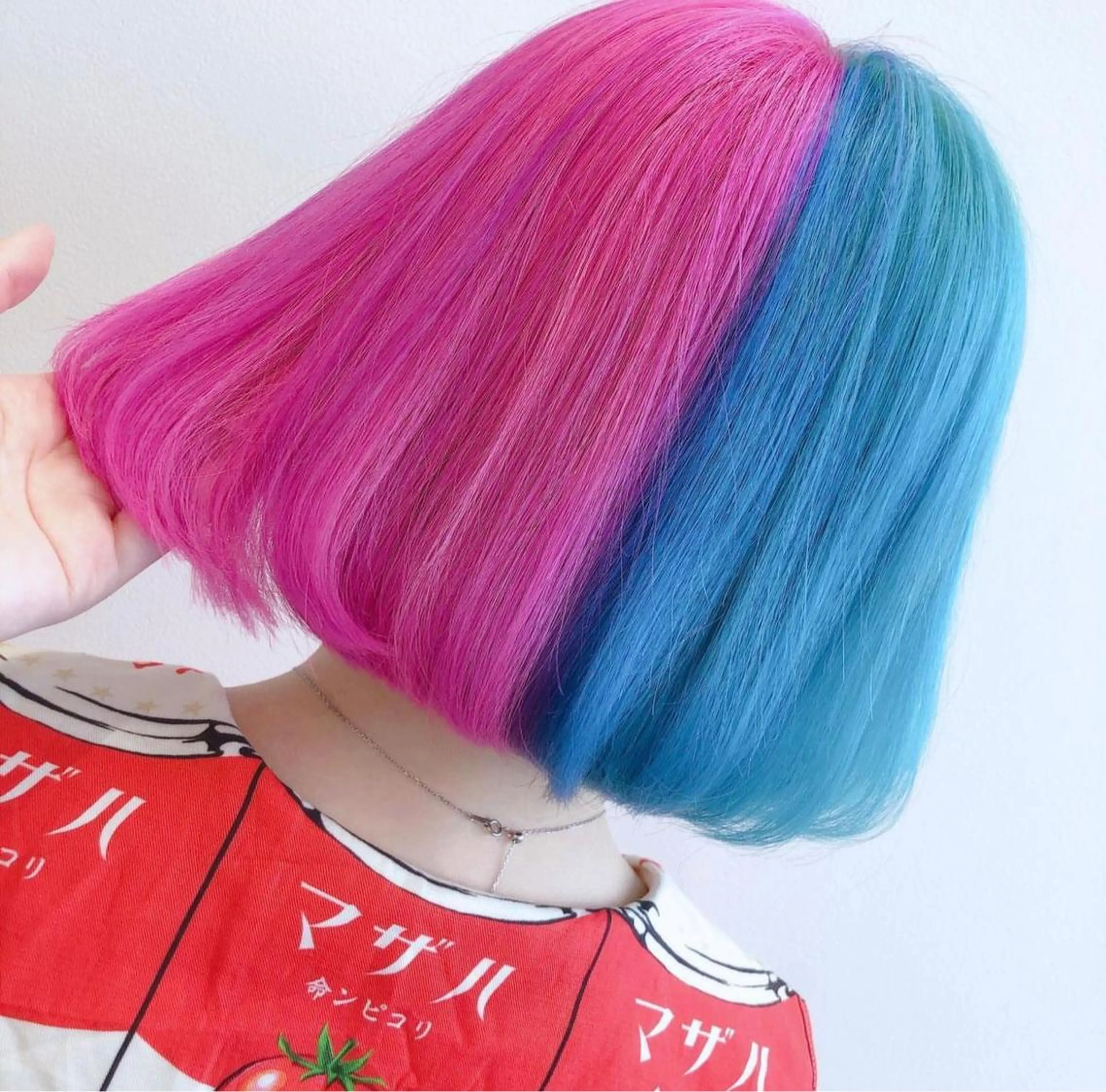 ショート 派手髪 美容師JUNのヘアスタイル