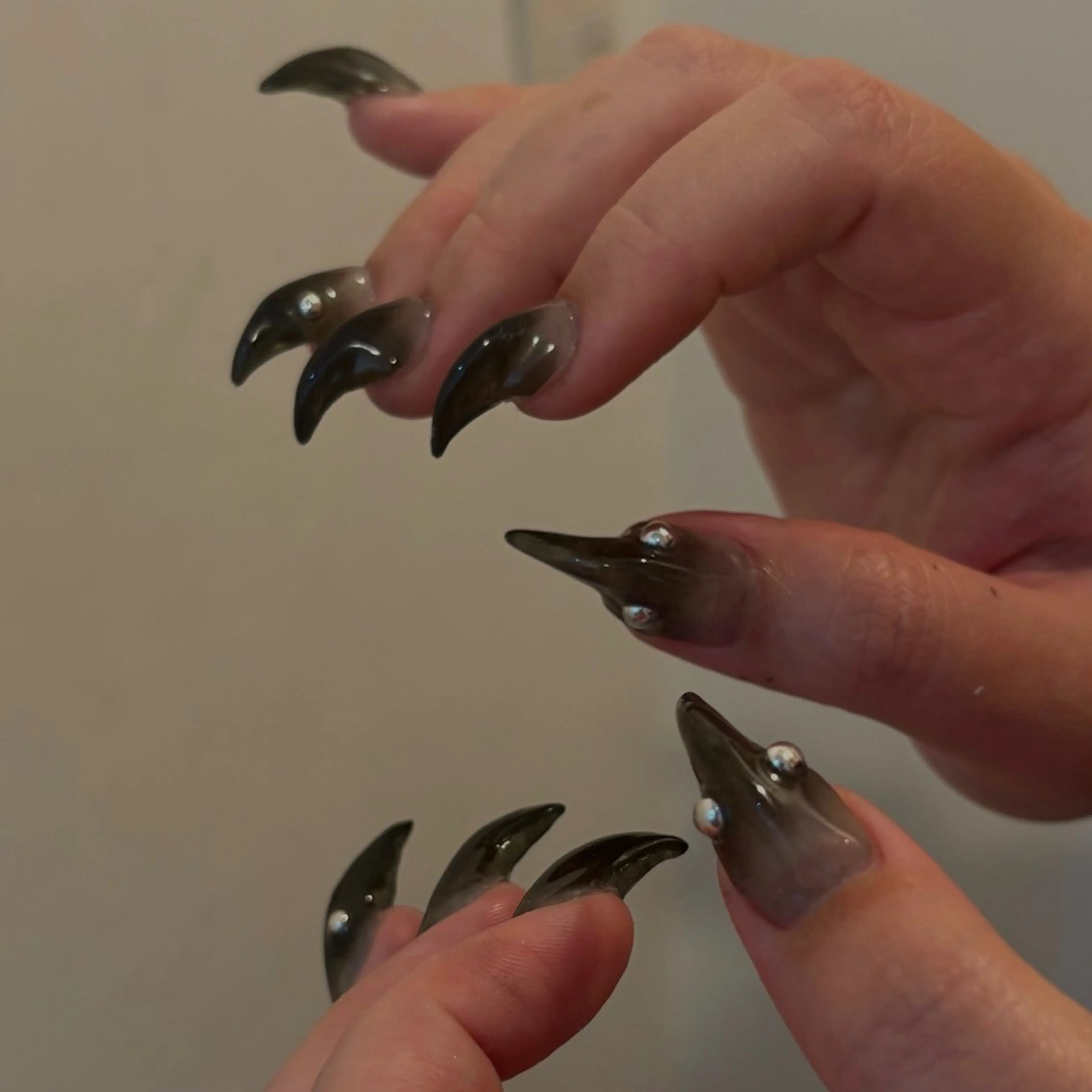 ネイル ハンドネイル フットネイル yuri / 個性派nailのネイルデザイン