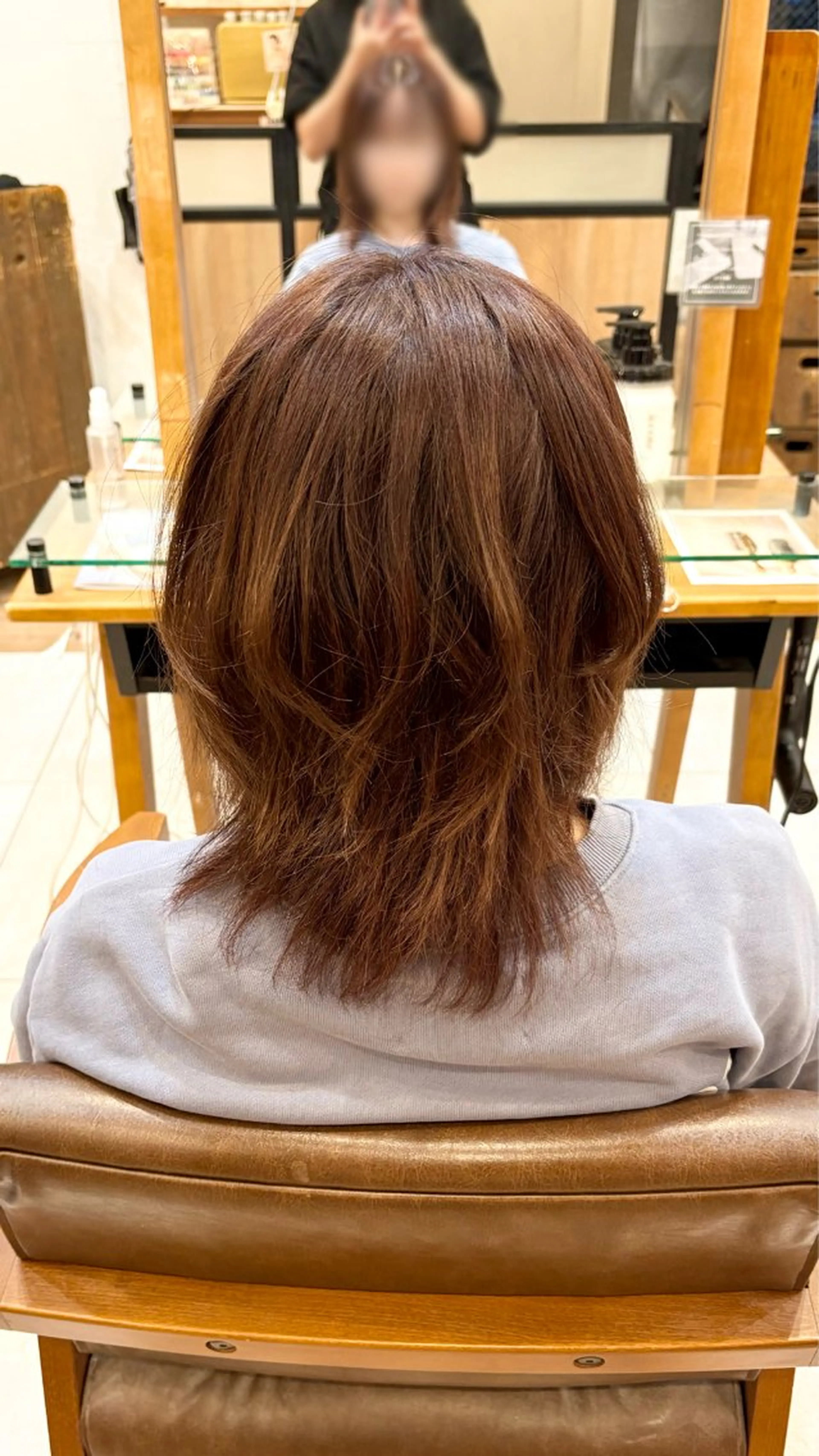 ミディアム カラー ブリーチ ブラウンカラー ブリーチなしカラー オレンジ オレンジブラウン ヘアカラー 🐈‍⬛なおカラーモ デル様募集中🎀のヘアスタイル