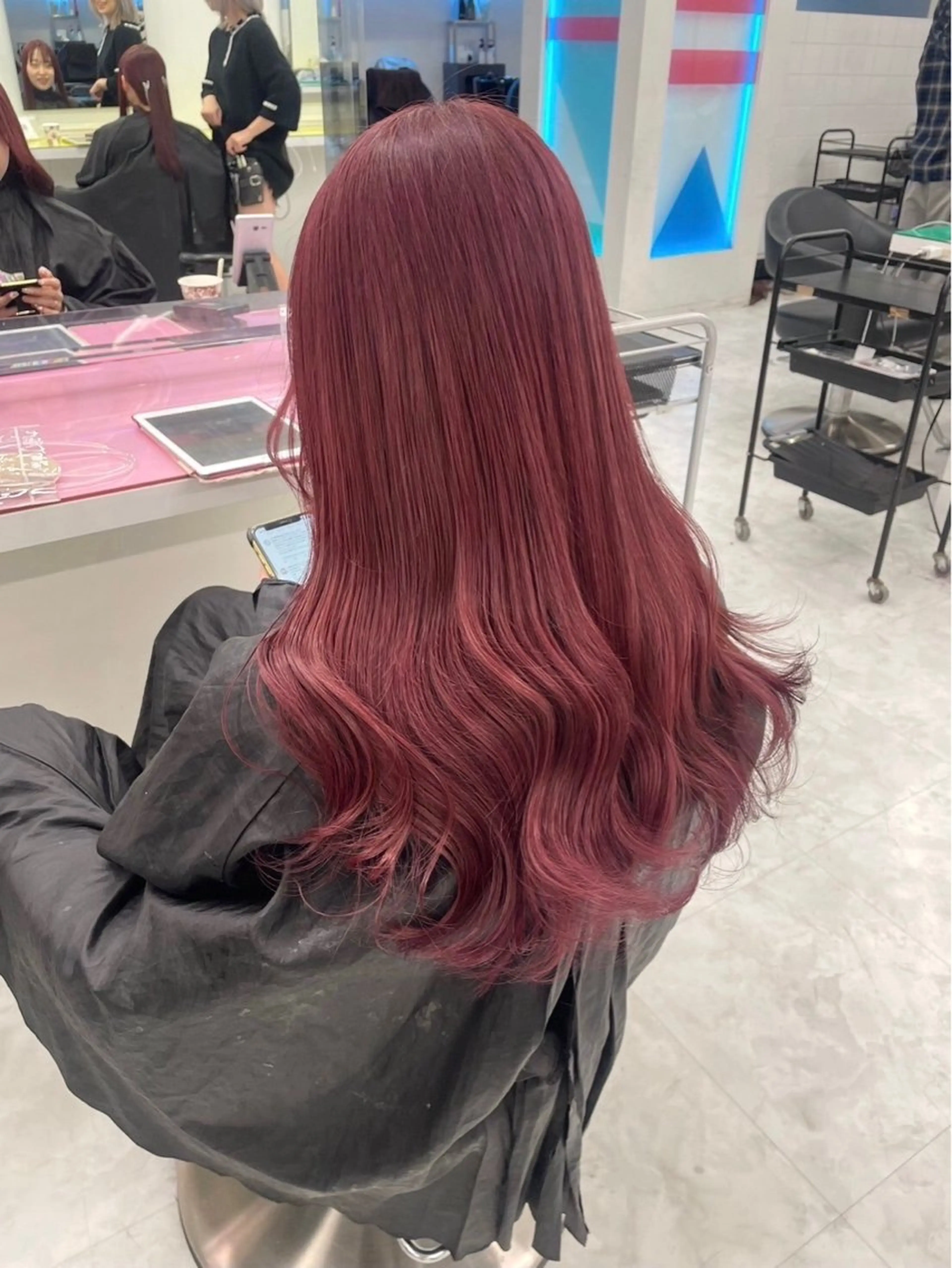 ロング カラー ヘアカラー トリートメント 🤍韓国大人っぽ ベージュMAI🤍のヘアスタイル