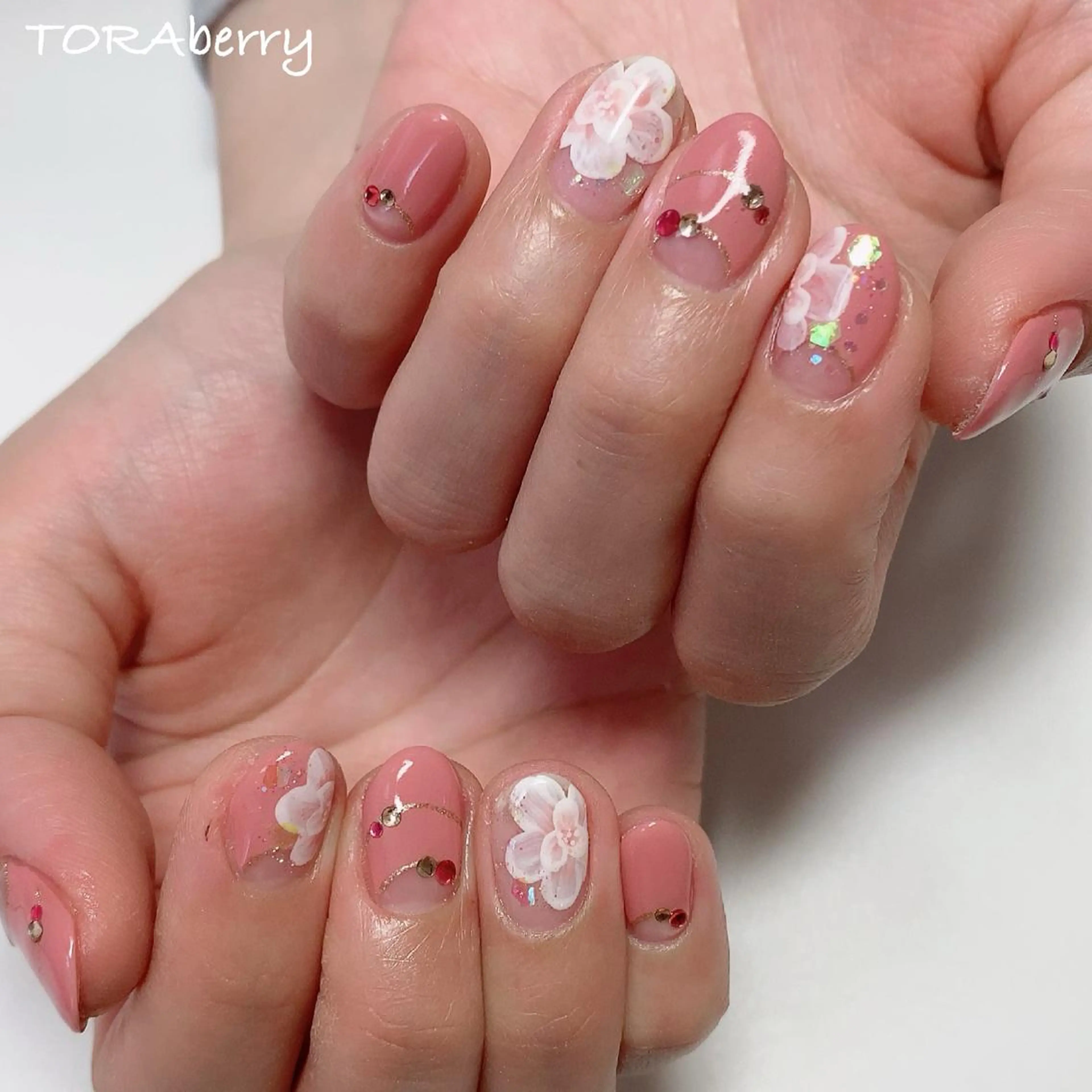 ネイル ハンドネイル ネイリスト なつみのネイルデザイン