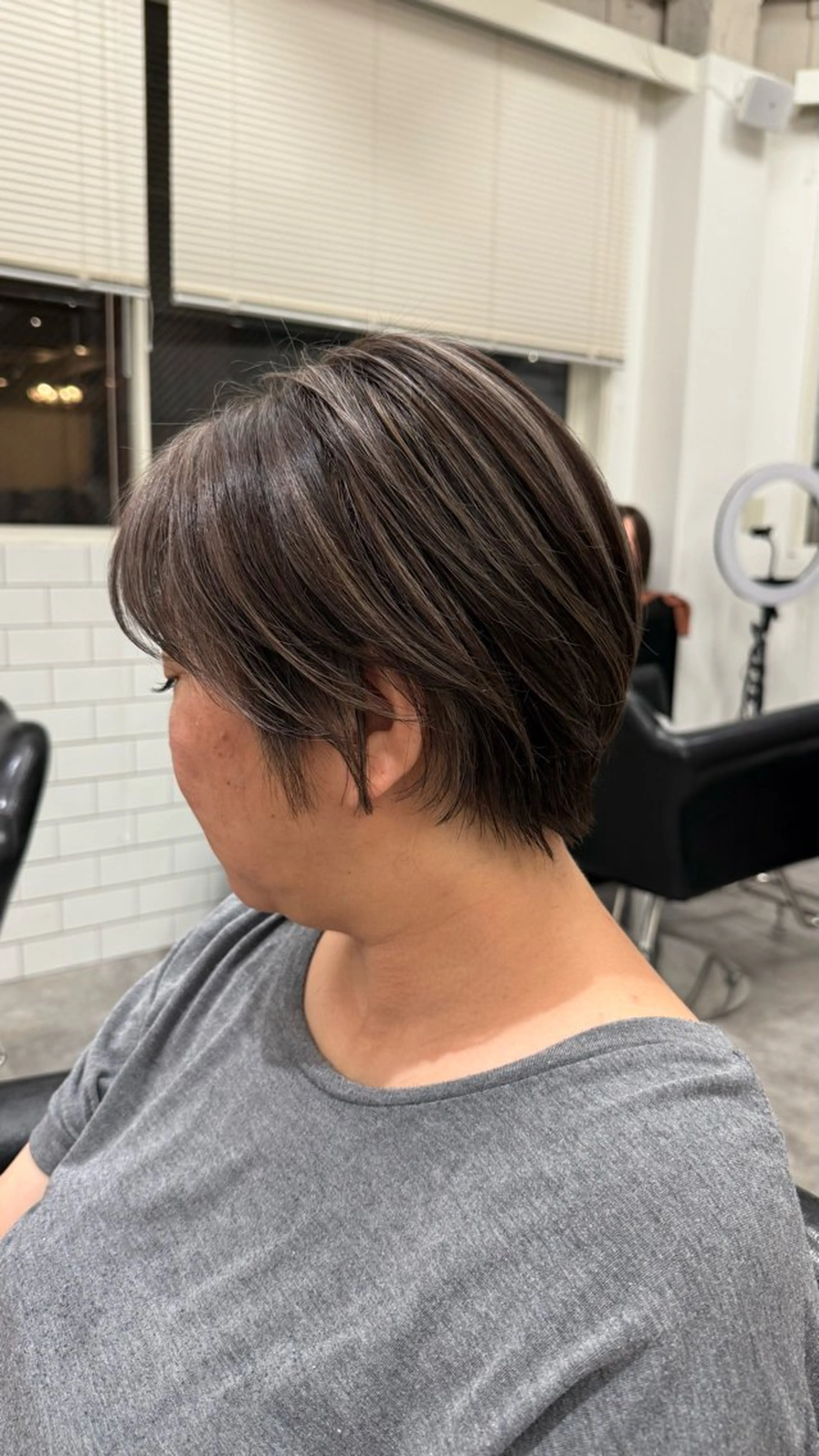 ショート カラー バレイヤージュモデル 募集👒ヨンスクのヘアスタイル