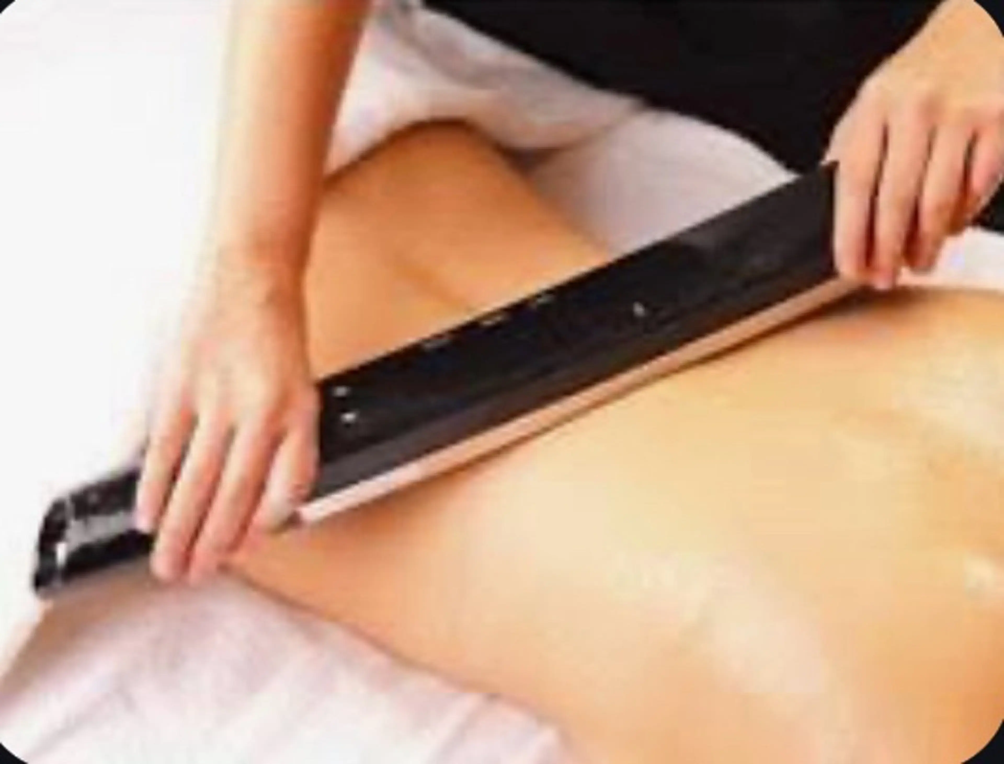 🌈きらきらミニモ🌟話題のパイラソード!!筋膜リリース+超音波振動+高周波で徹底サイズダウン\1980の写真