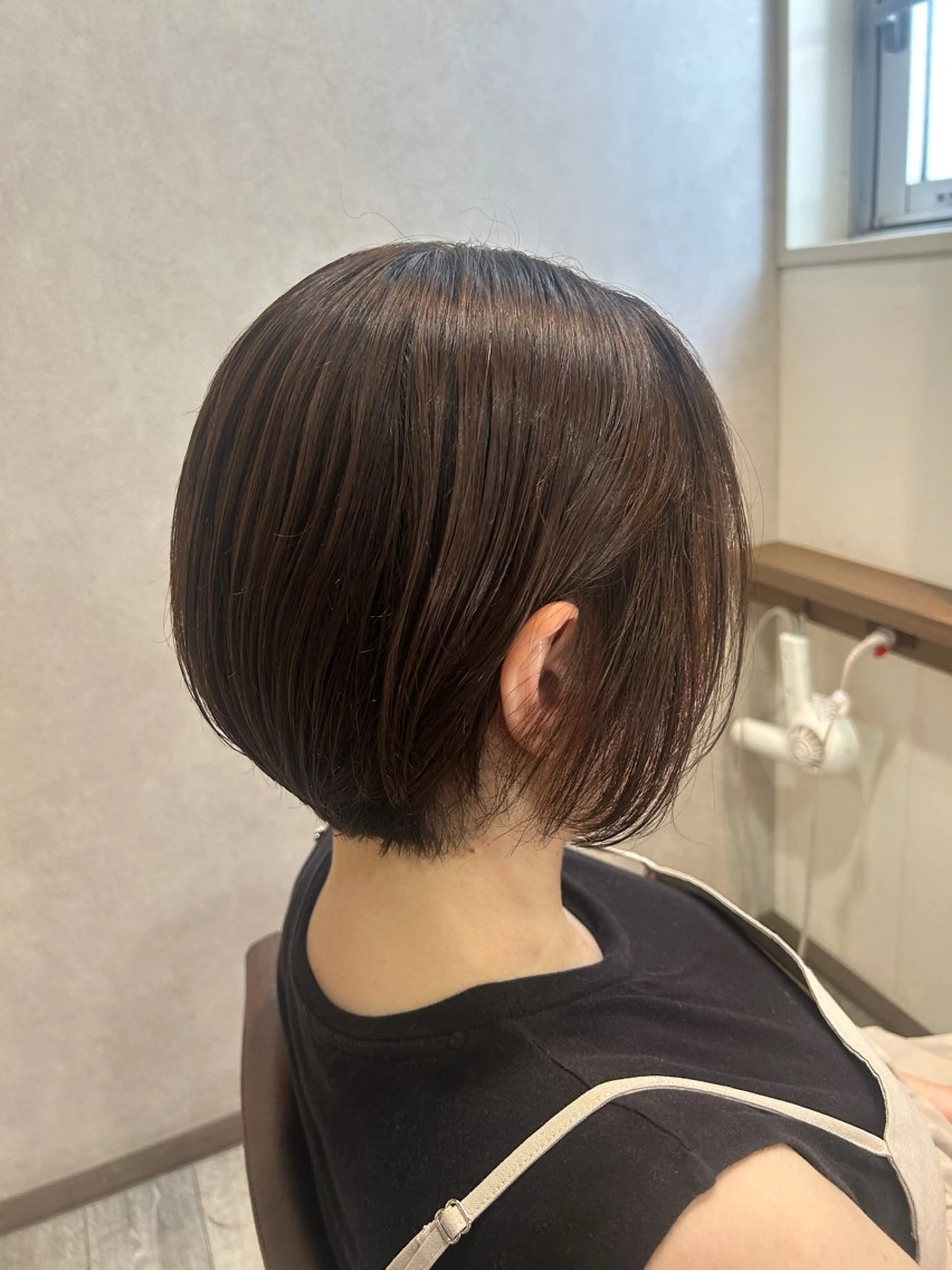ショート カット enn 髪質改善🩷 曽根依咲のヘアスタイル