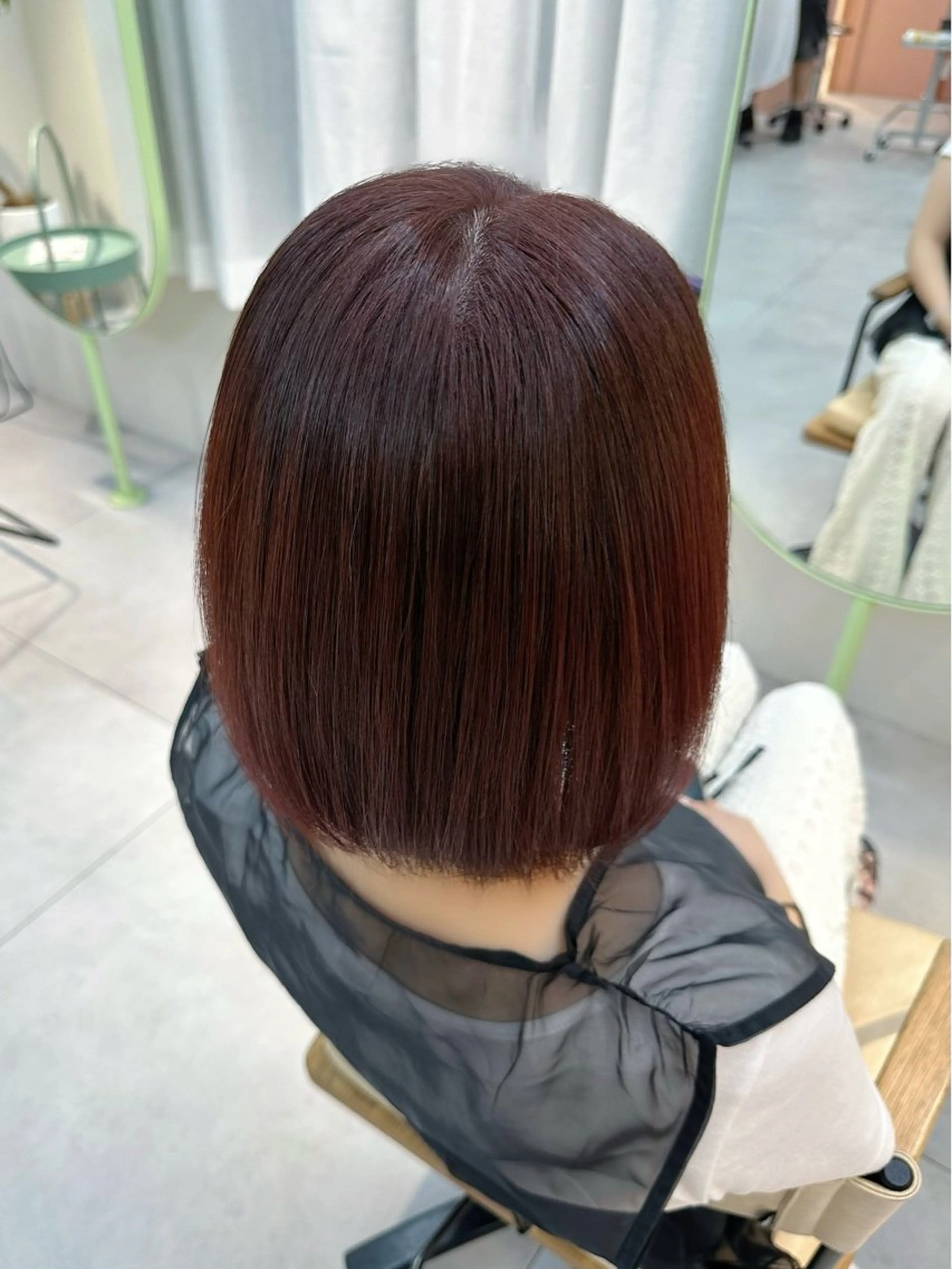 ミディアム カラー ピンクカラー 安井 美咲希のヘアスタイル