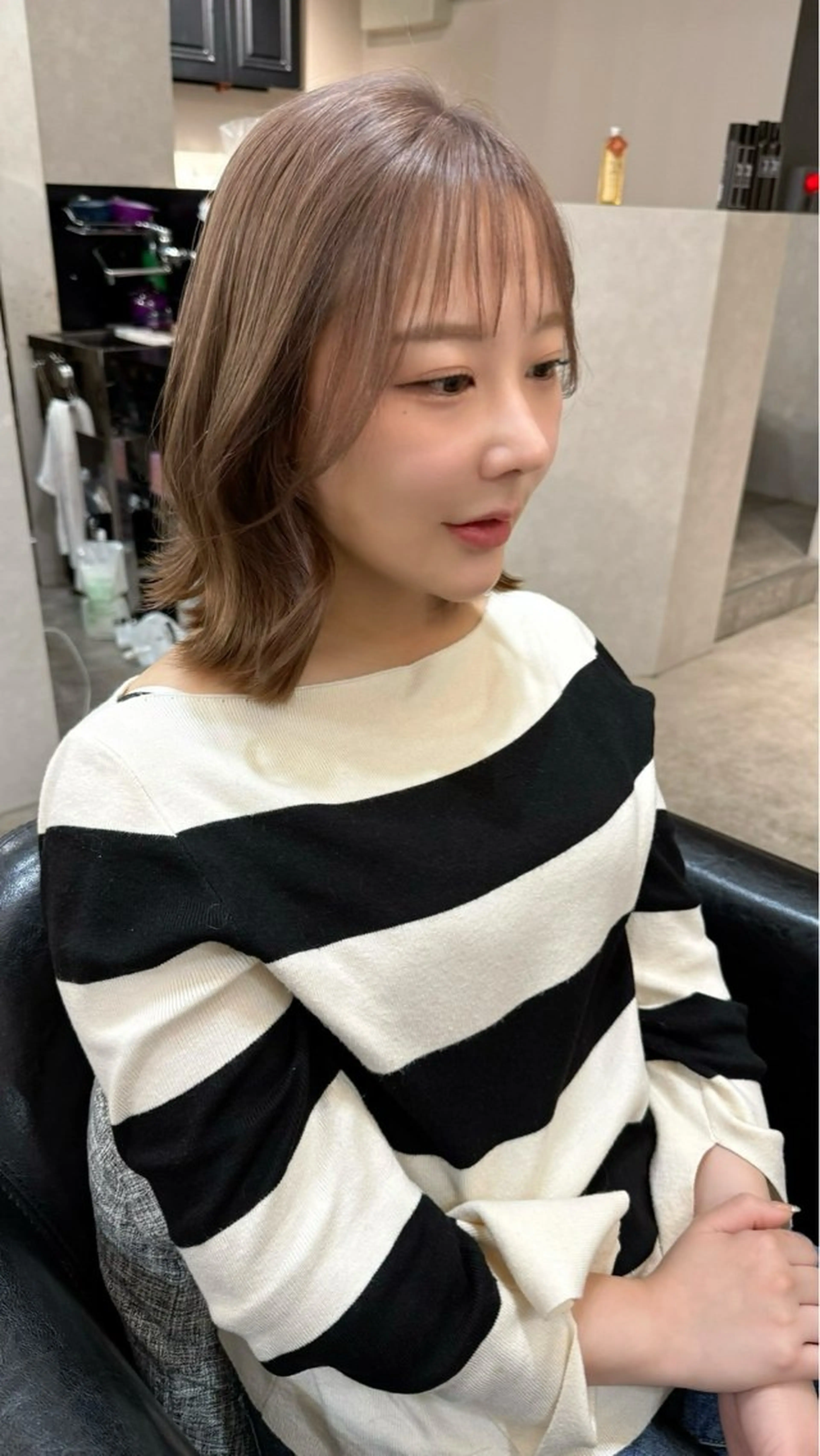 ミディアム バレイヤージュモデル 募集👒ヨンスクのヘアスタイル