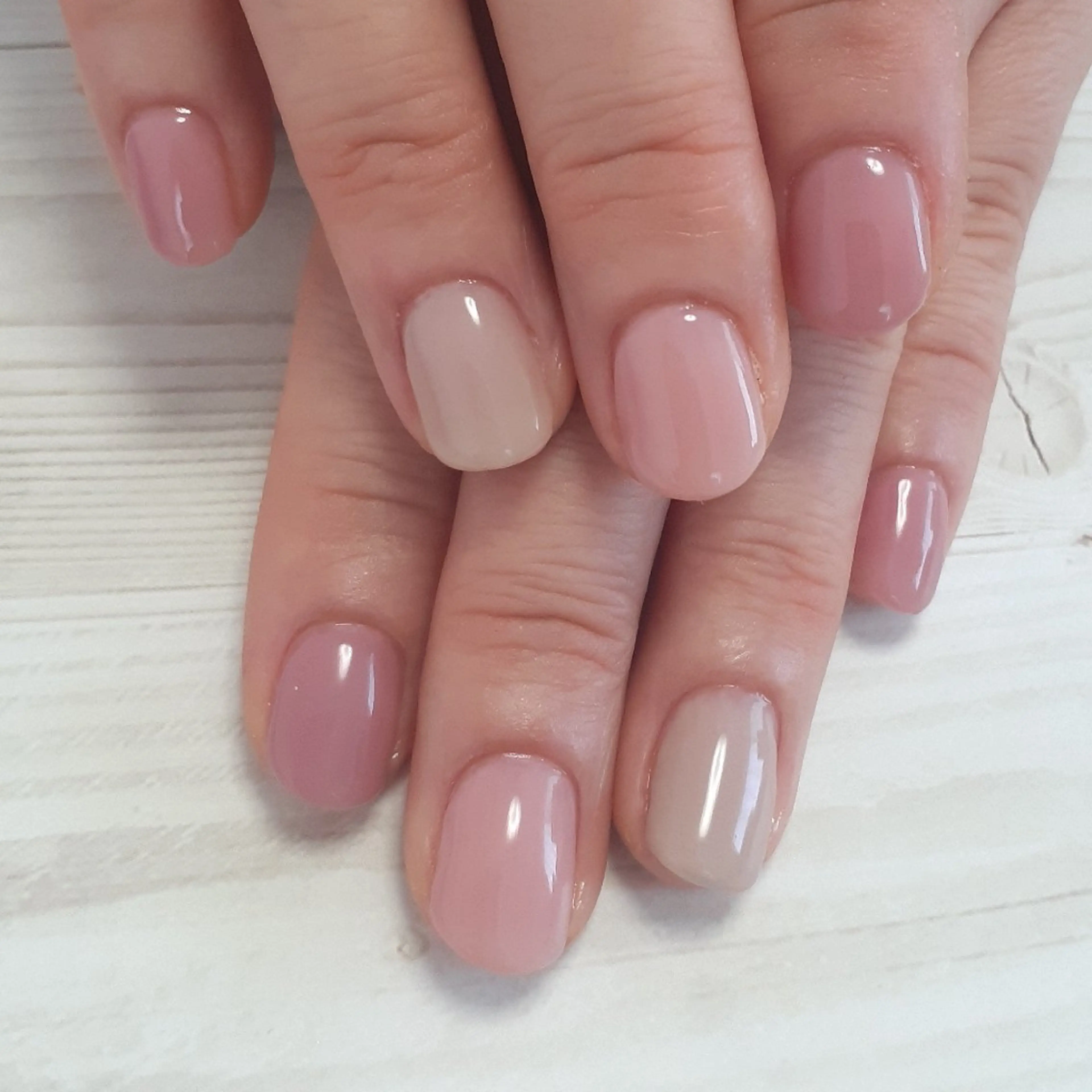 ネイル シンプルネイル ハンドネイル 池元 真由美のネイルデザイン