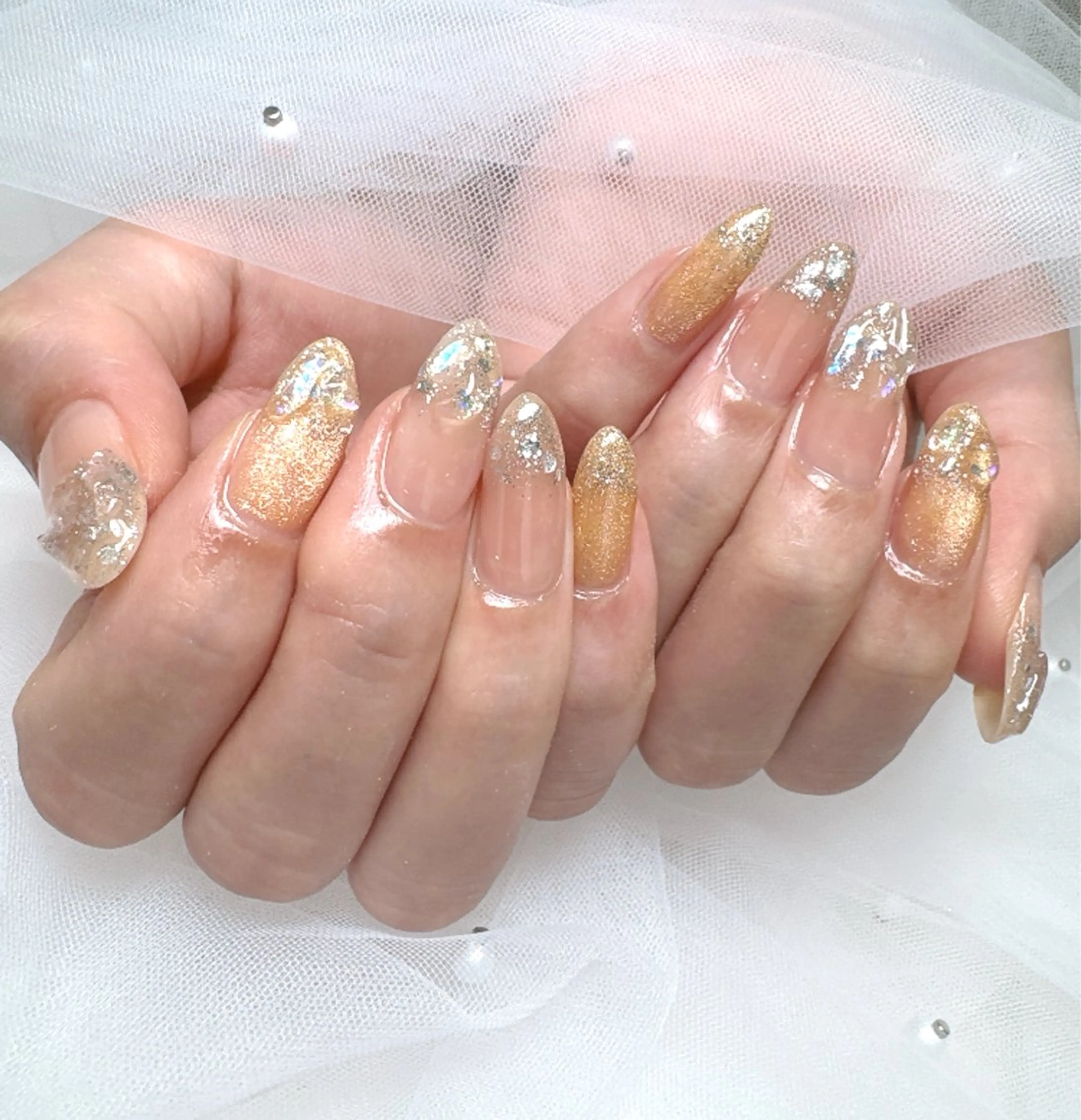 ネイル チークネイル ジェルネイル キラキラネイル 韓国ネイル 持ち込み ハンドネイル Queeens nailのネイルデザイン