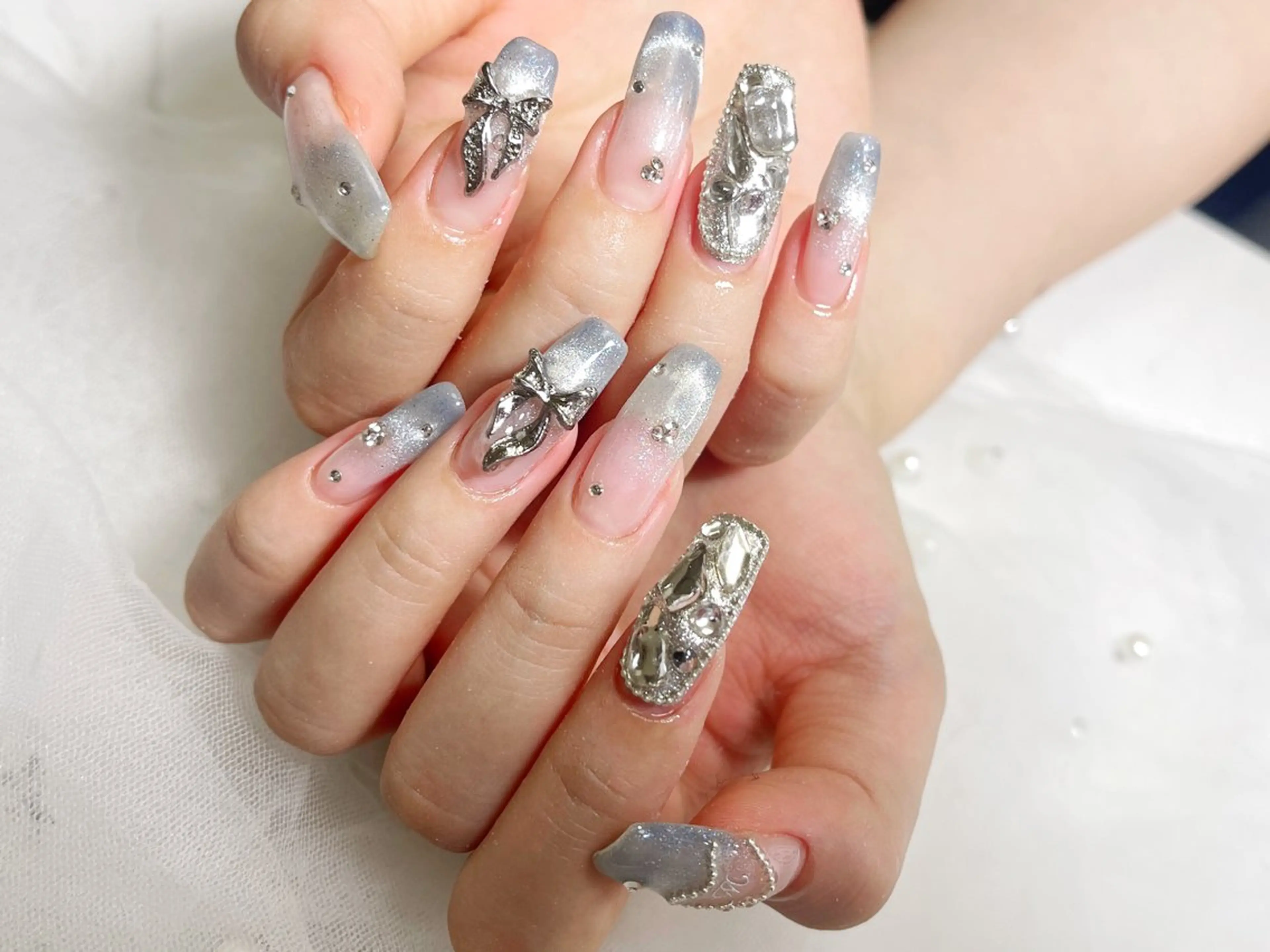 ネイル ハンドネイル 🎀ネイルサロン エクラYUI🎀のネイルデザイン