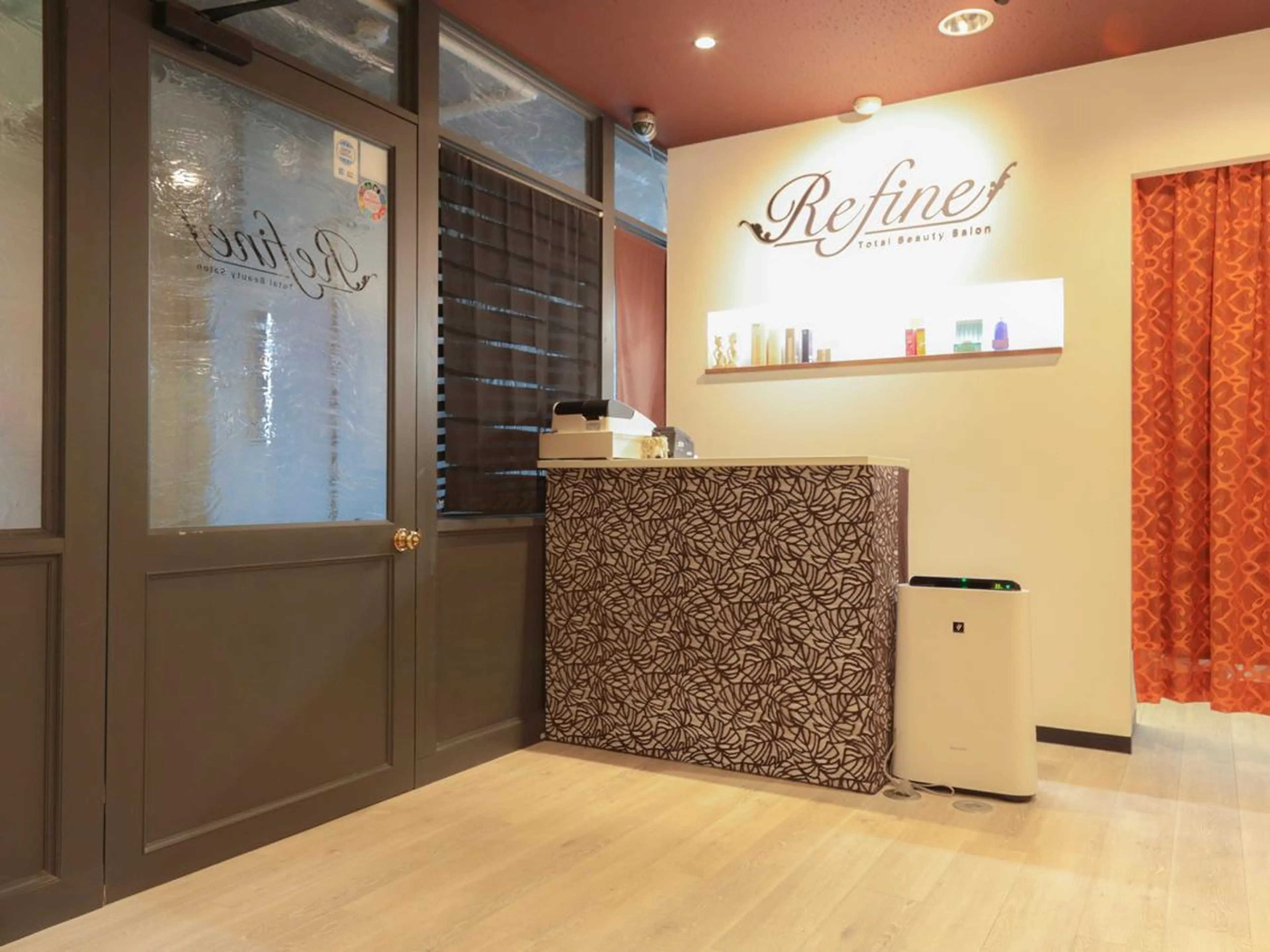 Refine LED 脱毛 亀井のエステ・リラクイメージ