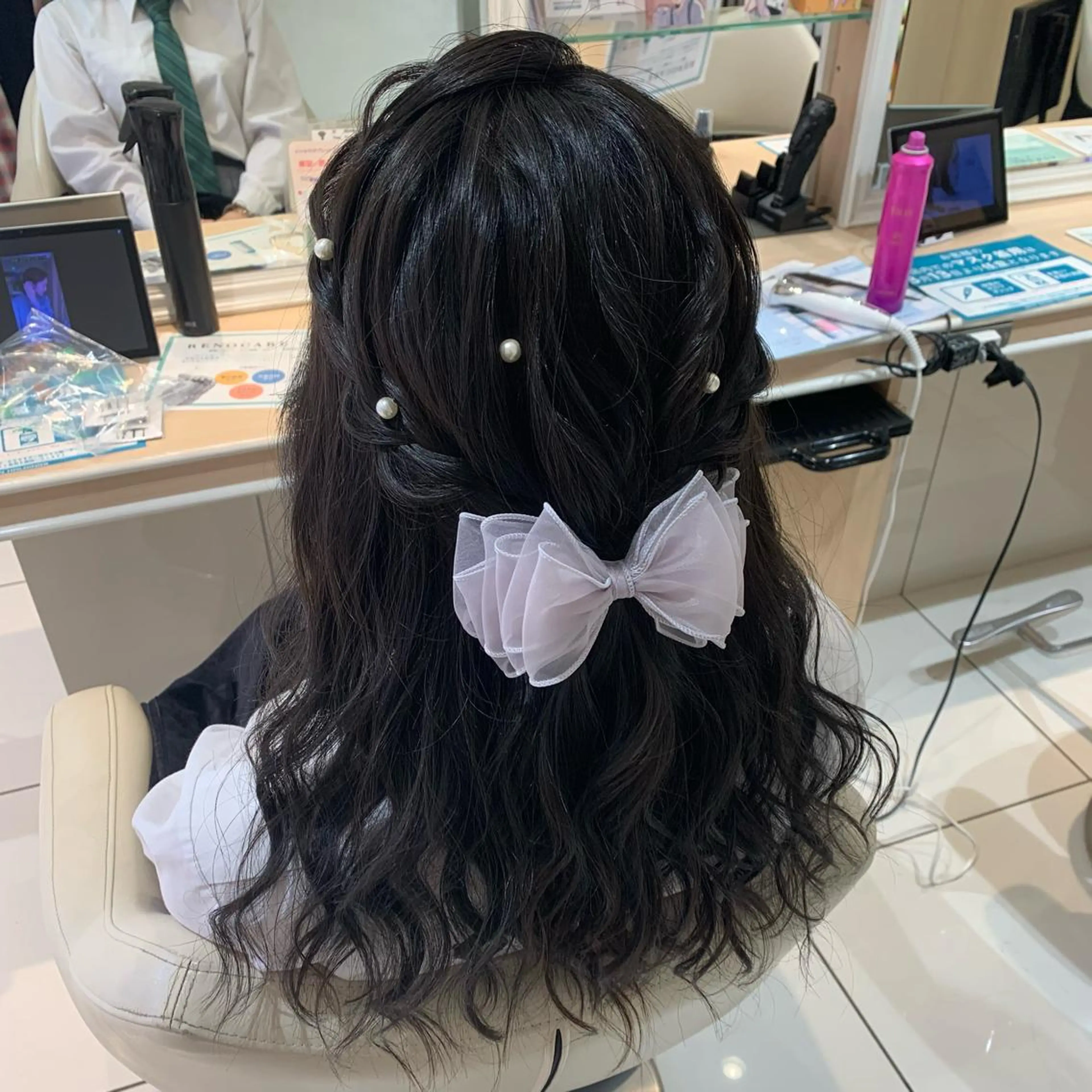 ロング ヘアアレンジ 宮永 璃沙のヘアスタイル