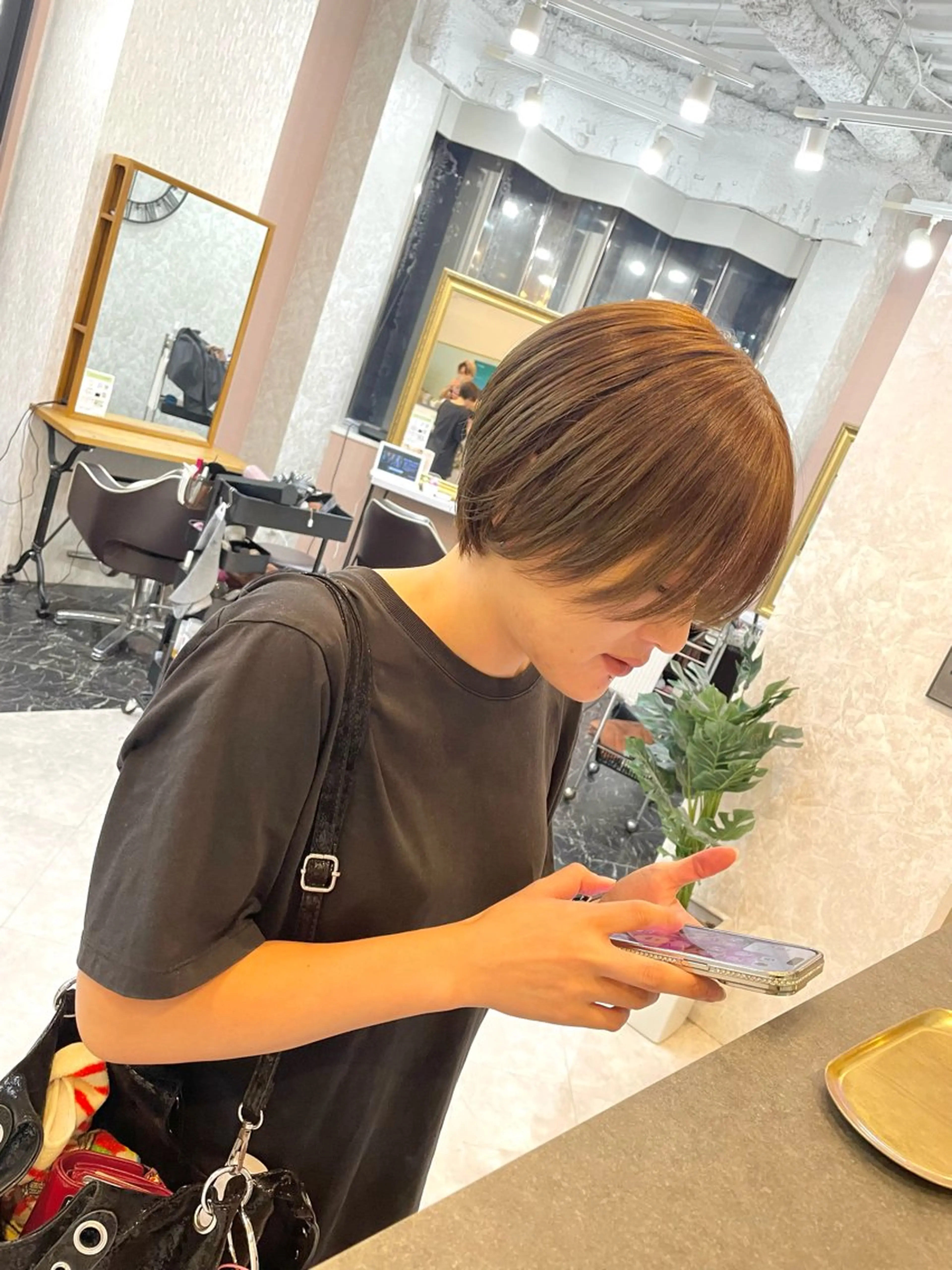 ショート カット ヘアカラー 亀川蓮 Agu hairのヘアスタイル