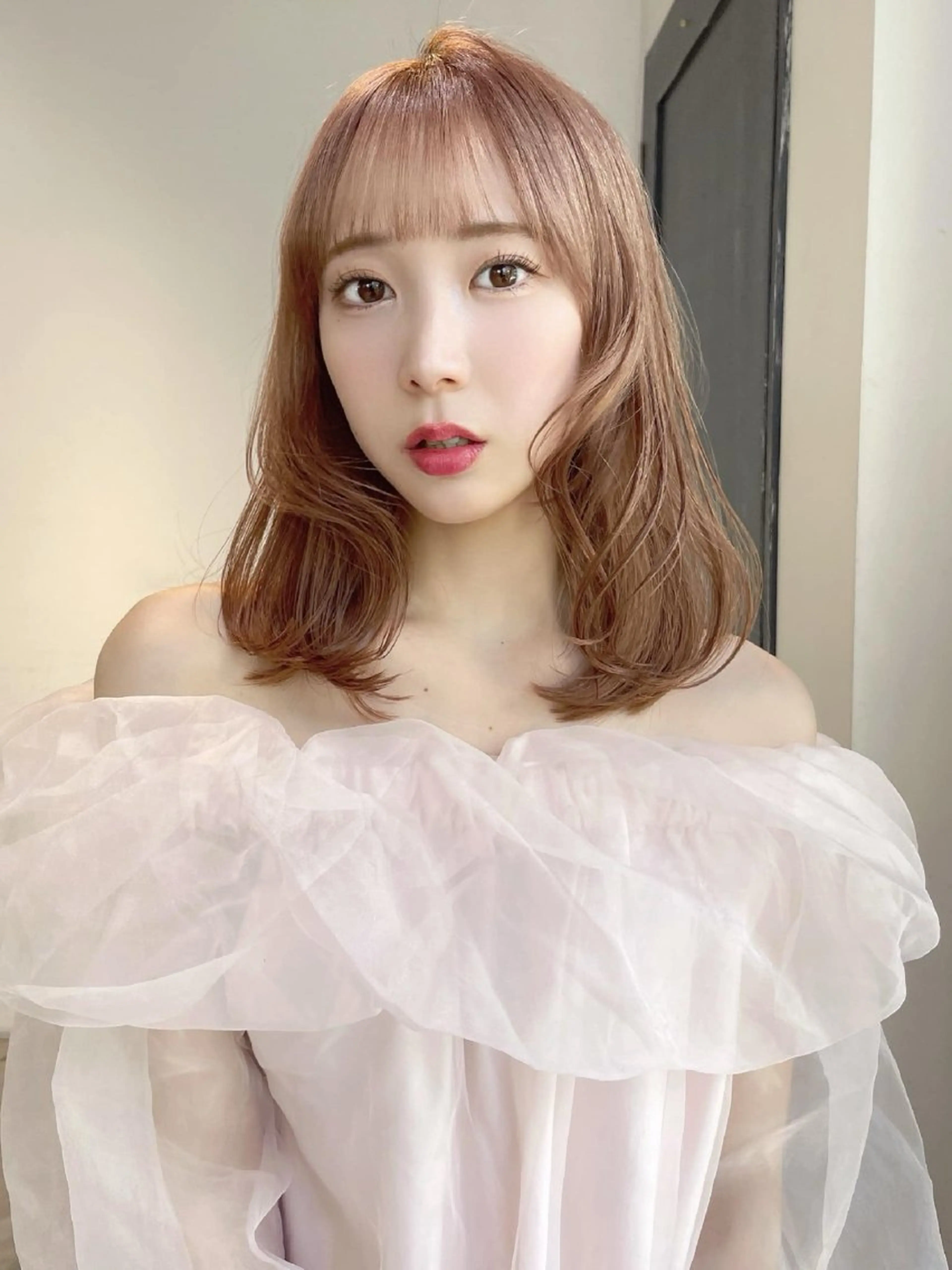 ミディアム カラー 盛れる韓国ヘア🩰/ ワンホンヘア/華のヘアスタイル