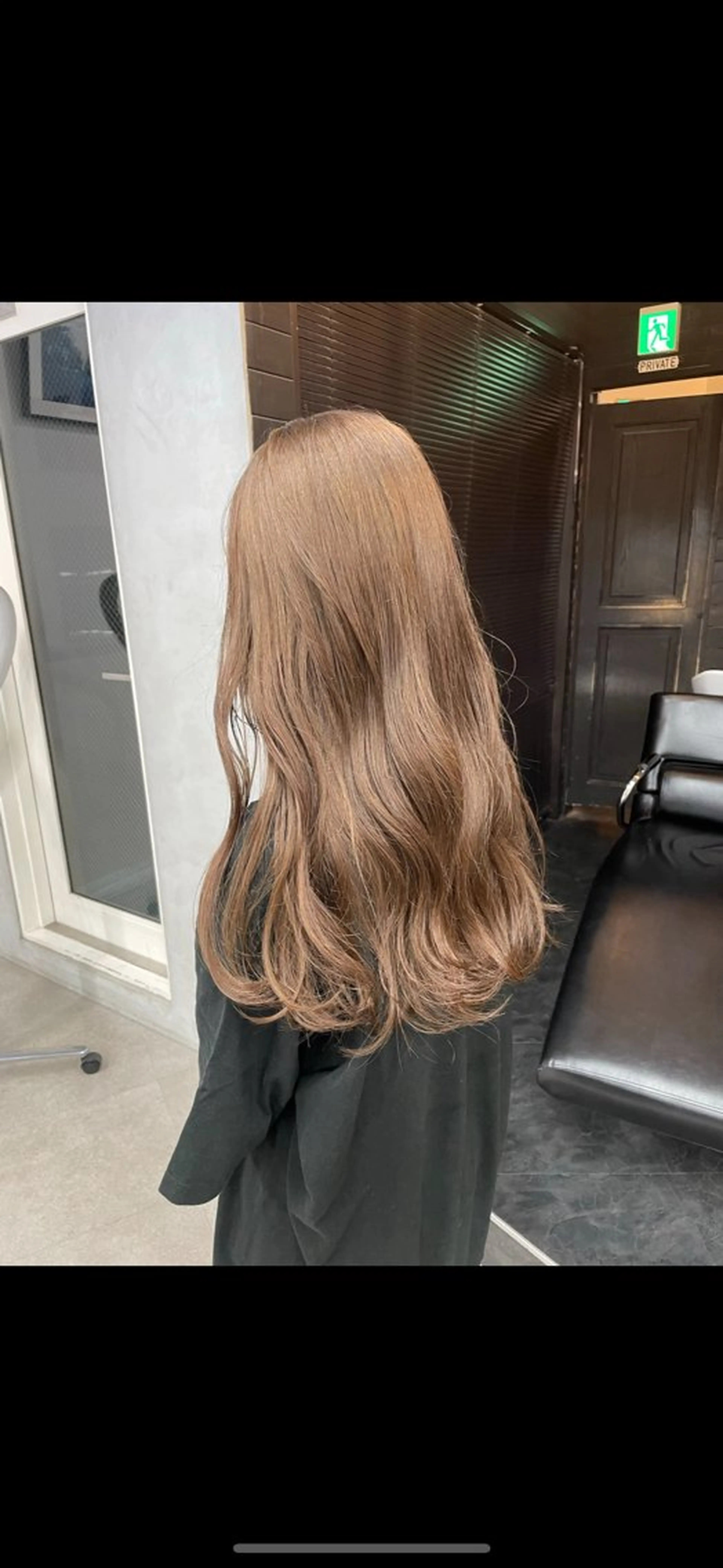 ロング カラー アッシュ ベージュカラー グレージュ ハイトーンカラー ラベンダーカラー ヘアカラー トリートメント Rico / bob/グレージュのヘアスタイル