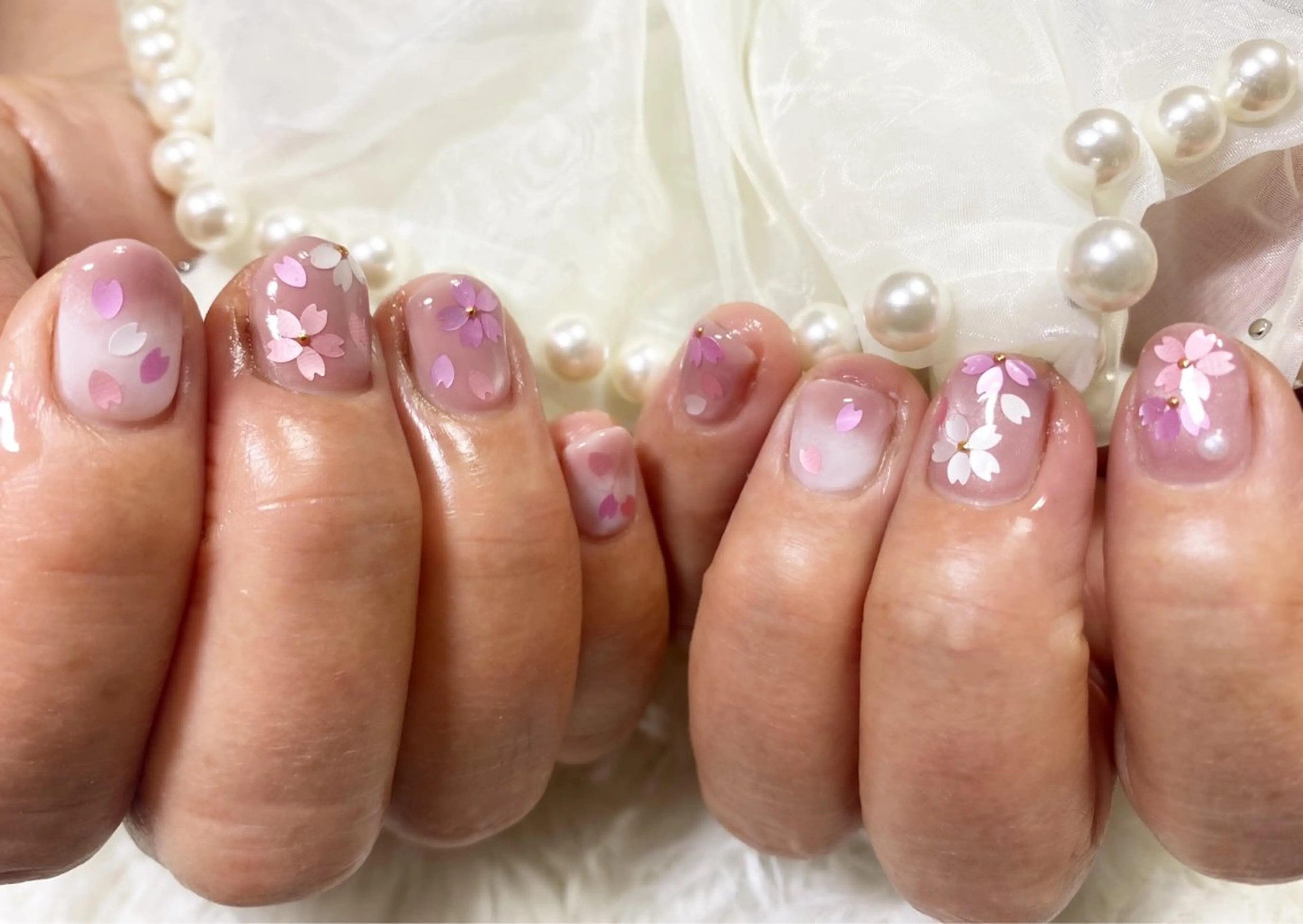 ネイル 桜ネイル 春ネイル ハンドネイル ネイルサロン nail_upのネイルデザイン