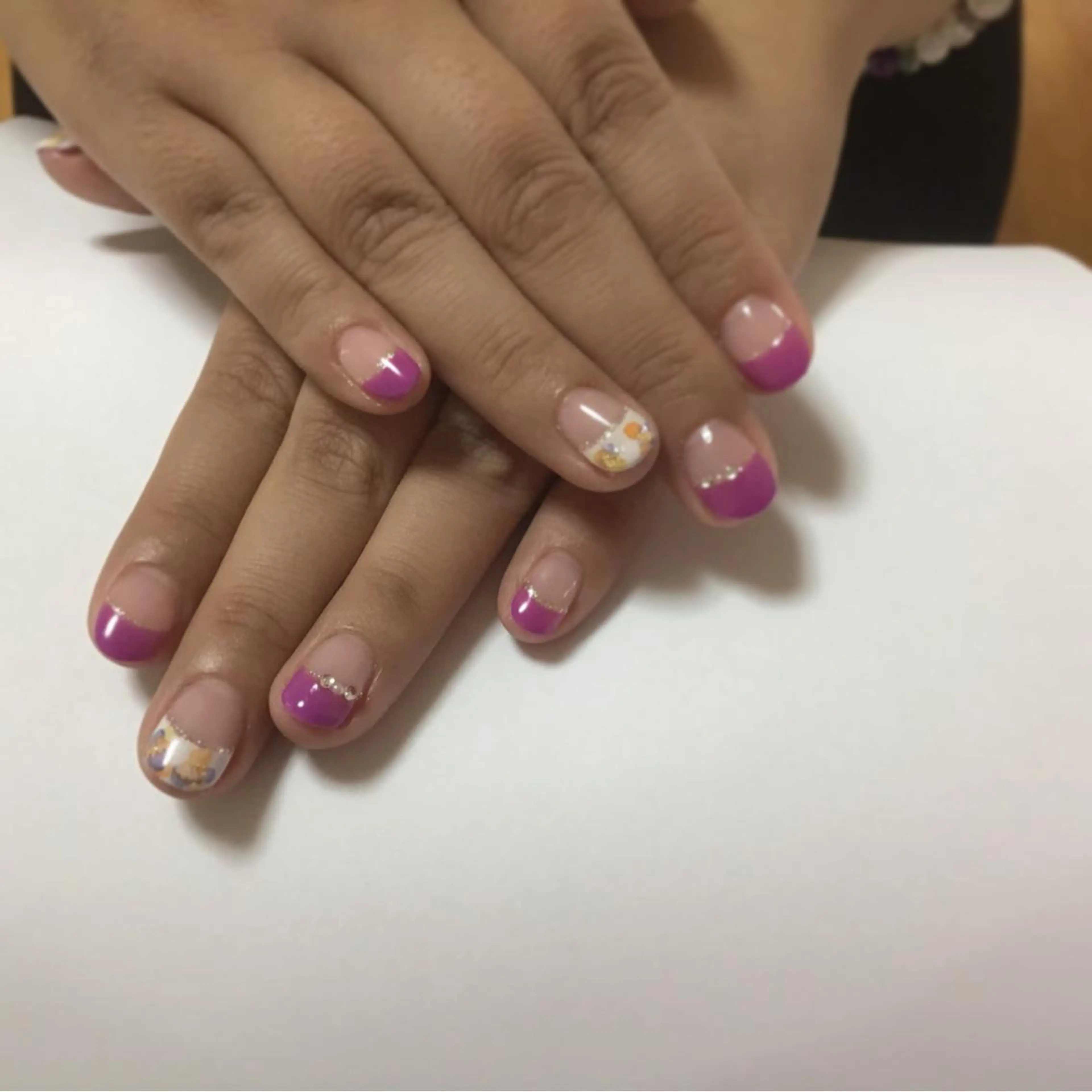 ネイル フレンチネイル gui amichanのネイルデザイン