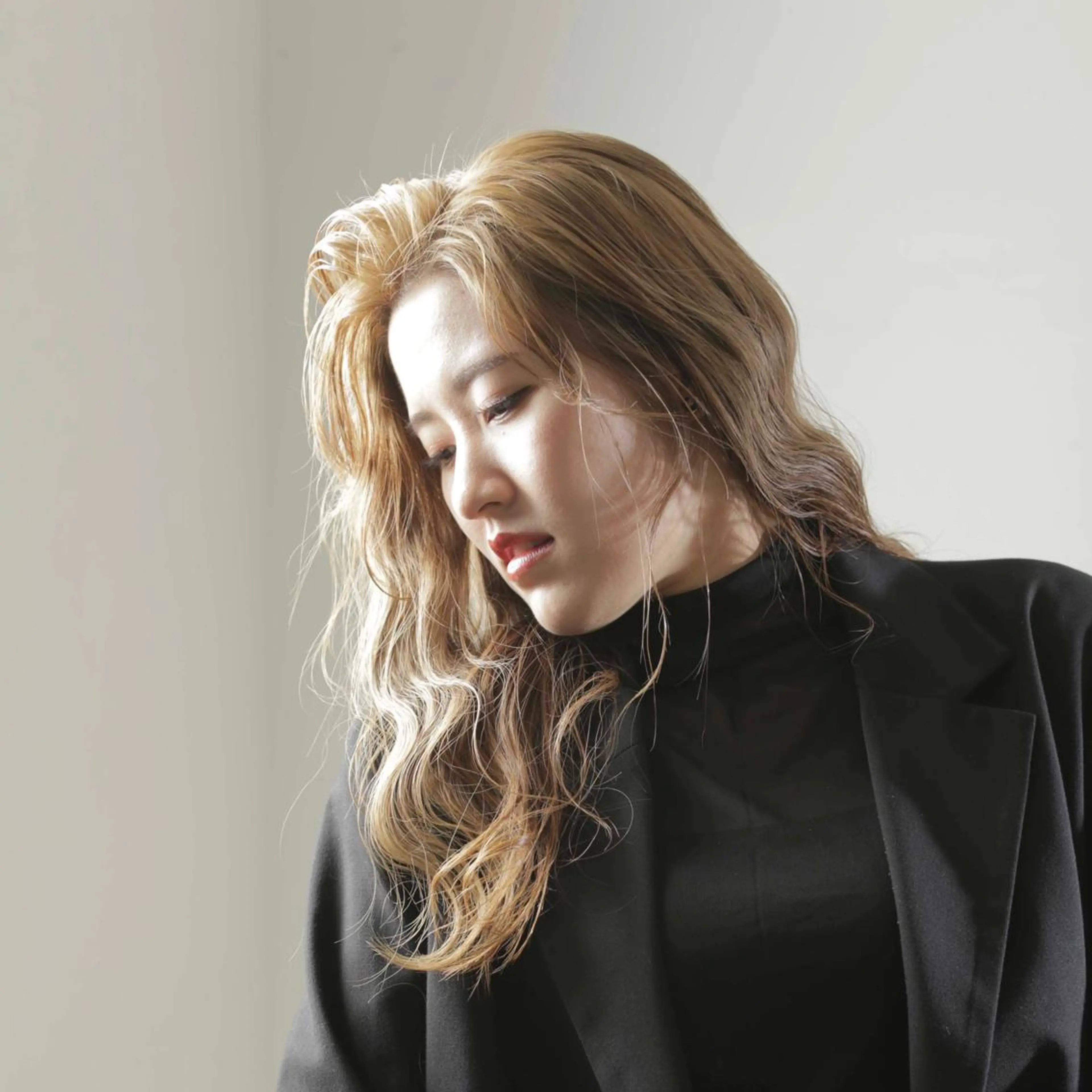 ロング カラー ヘアアレンジ 韓国風特化🕊️ CHINA🕊️のマツエク・マツパデザイン